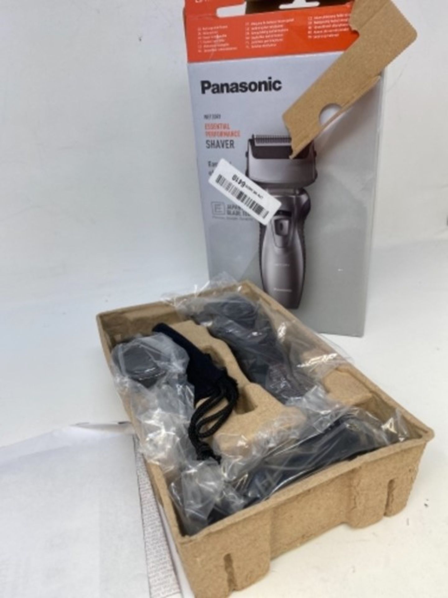 Panasonic ES-RW33 Wet & Dry Dual-Blade Electric Shaver for Men, UK 2 Pin Plug - Image 2 of 2