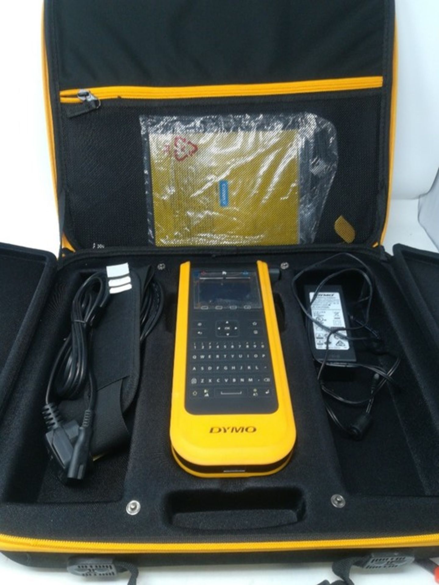 RRP £260.00 Dymo XTL 300 Kit Label Maker QWERTY Keyboard (UK/IRE Version) with Carry case and 2 Ta - Image 2 of 2