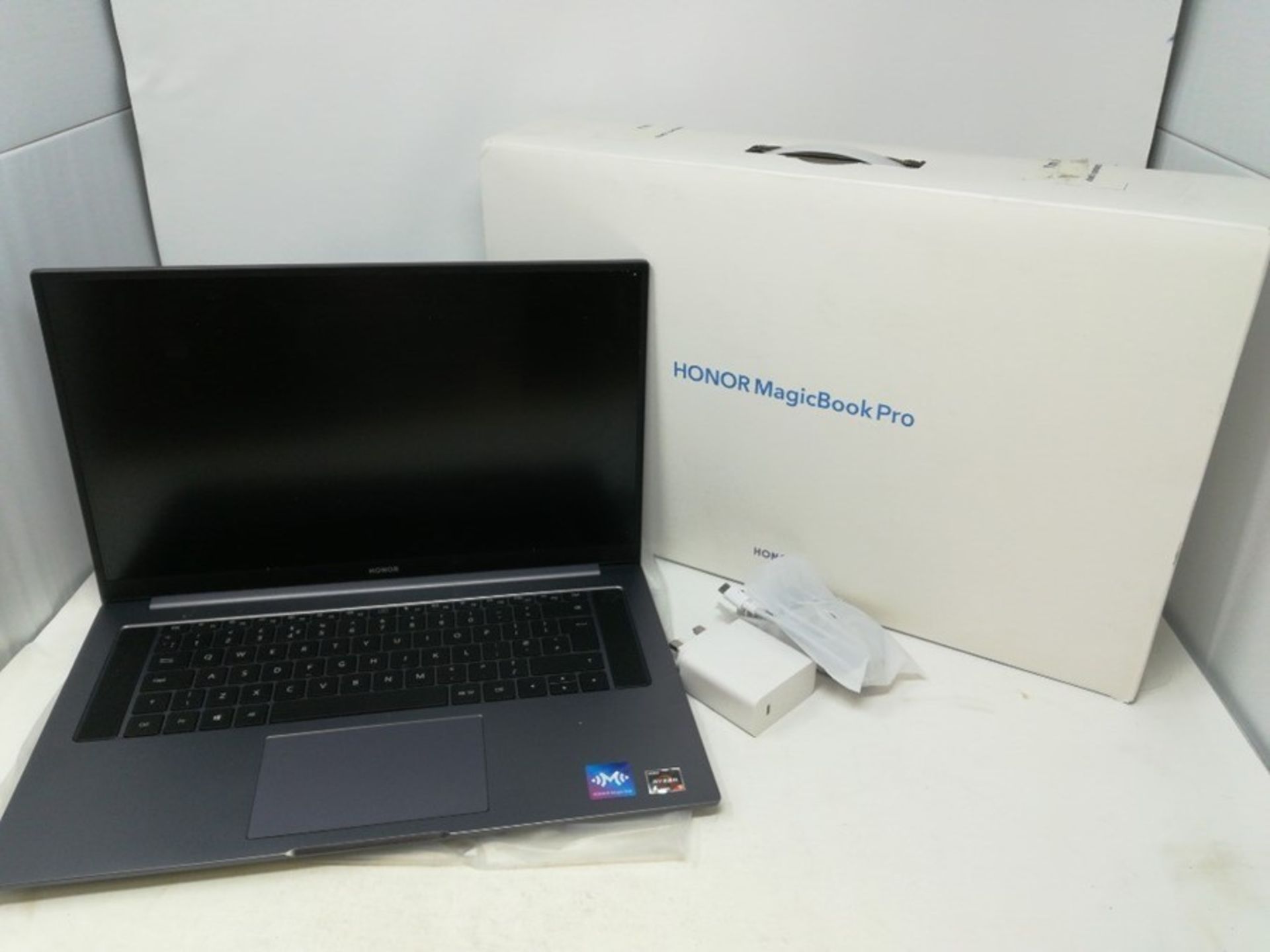 RRP £999.00 HONOR MagicBook Pro, 16.1 Inch Laptop with 1080P FHD Screen, Ultrabook PC (AMD 7 nm Ry - Image 2 of 2