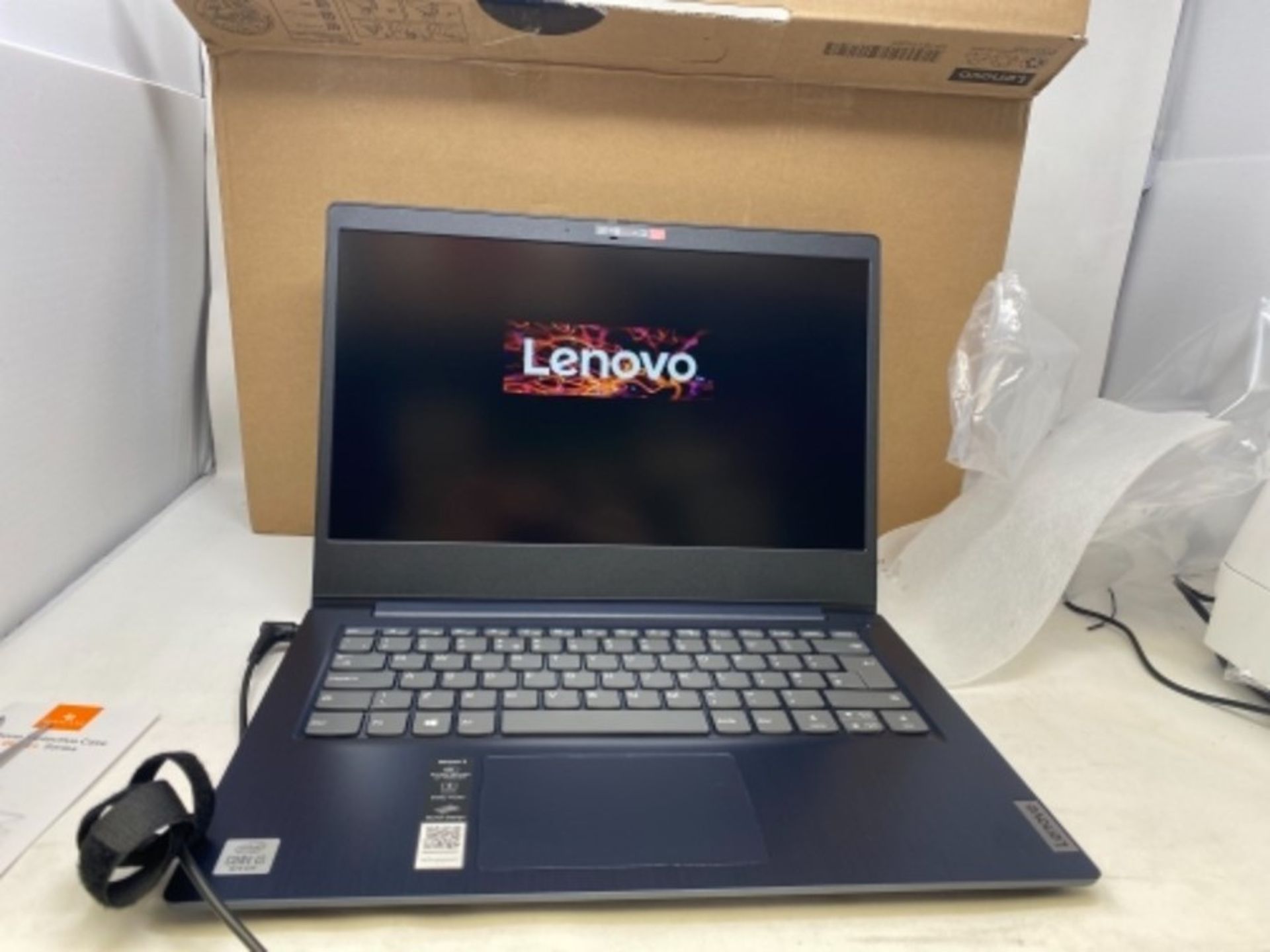 RRP £627.00 Lenovo Ideapad 3-14IIL05 (81WD00EMUK) 14" Full HD Laptop (Abyss Blue) Intel Core i3-10 - Image 2 of 3