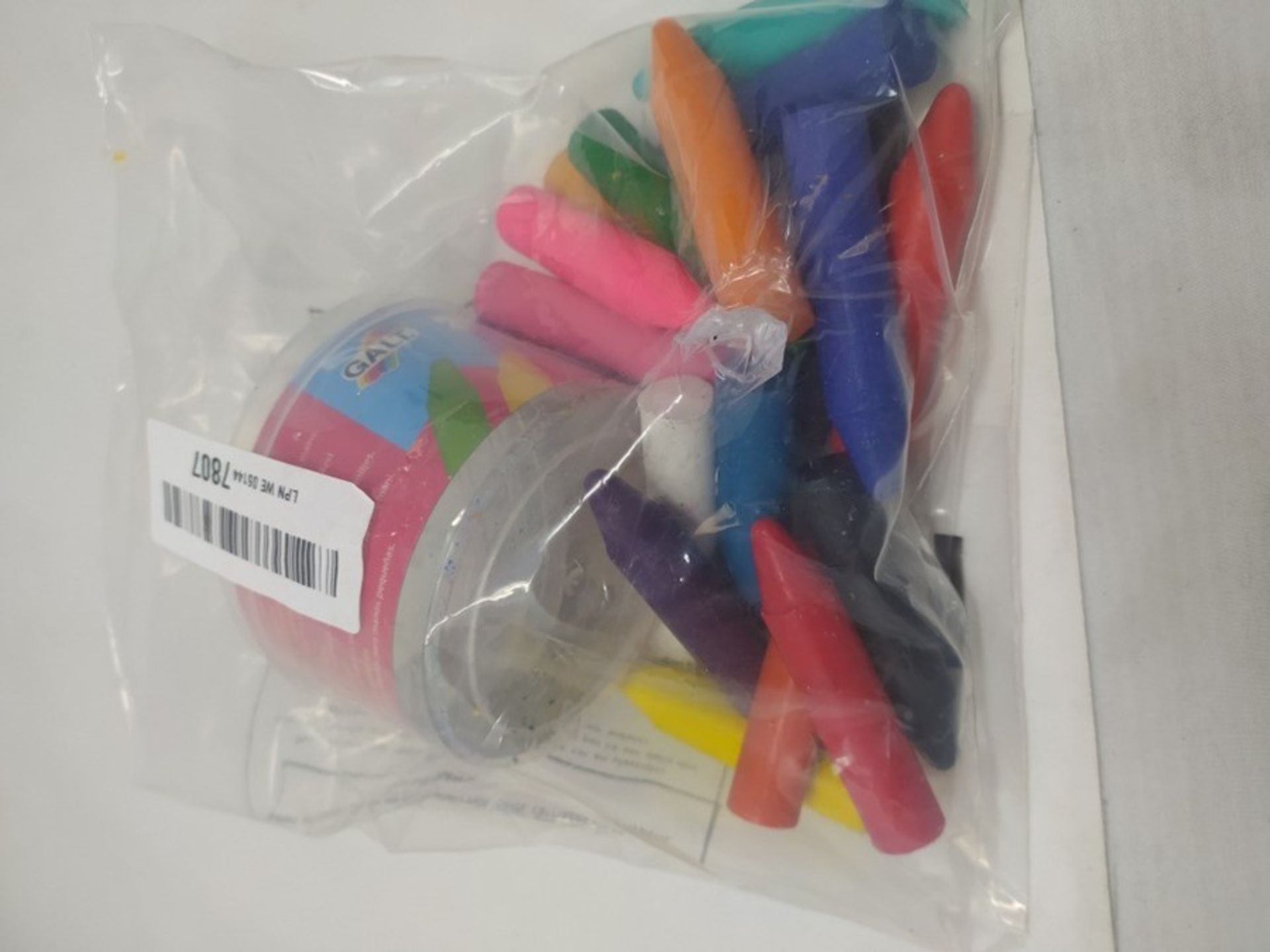 Galt Toys, Chunky Crayons - 20 Pieces, Easy to Hold Crayons for Kids, Ages 3 Years Plu - Image 2 of 2