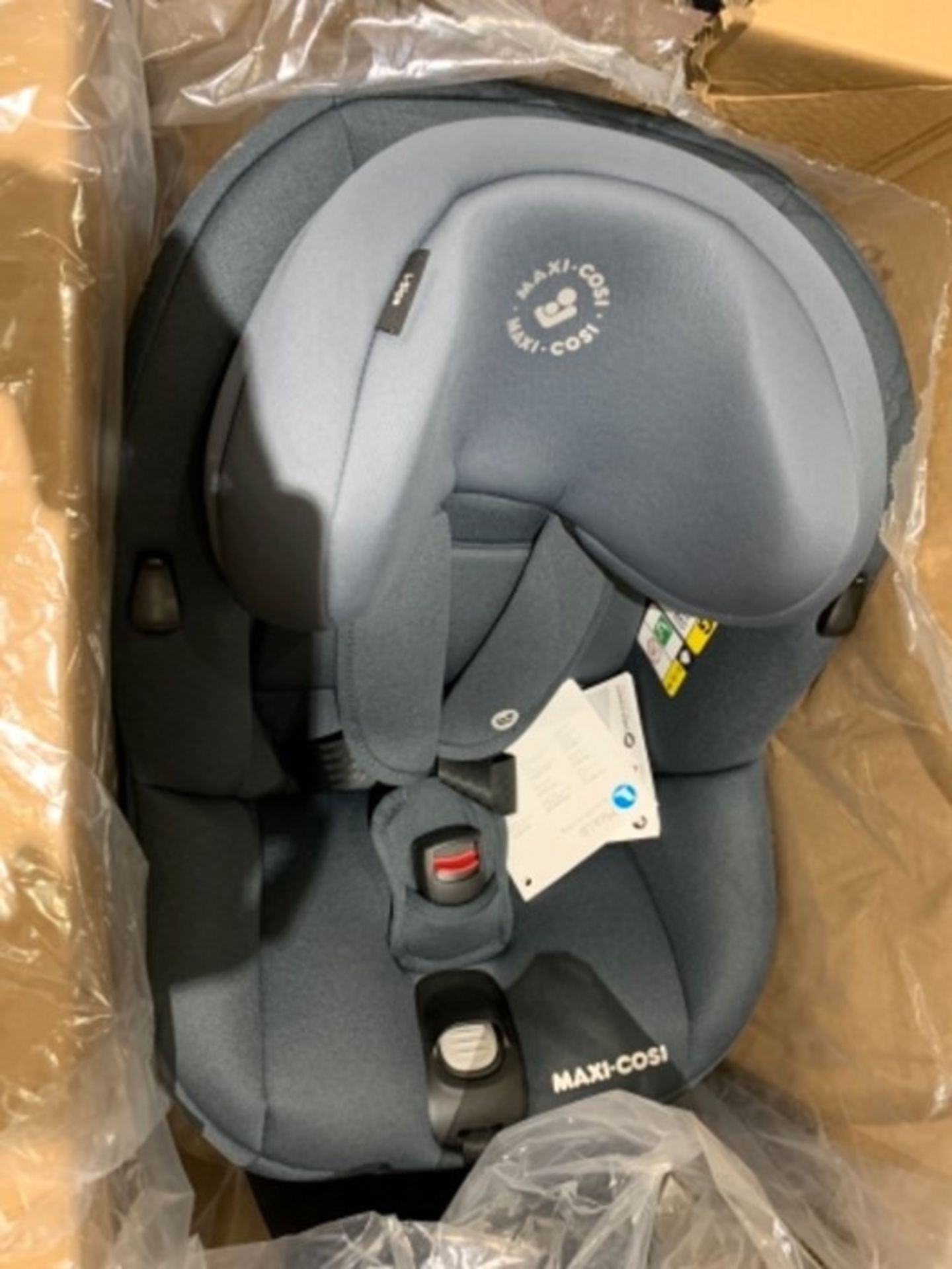 RRP £199.00 Maxi-Cosi Mica Up 360° Rotative Car Seat with ISOFIX base, Group 1, Rearward and Forw - Image 2 of 2