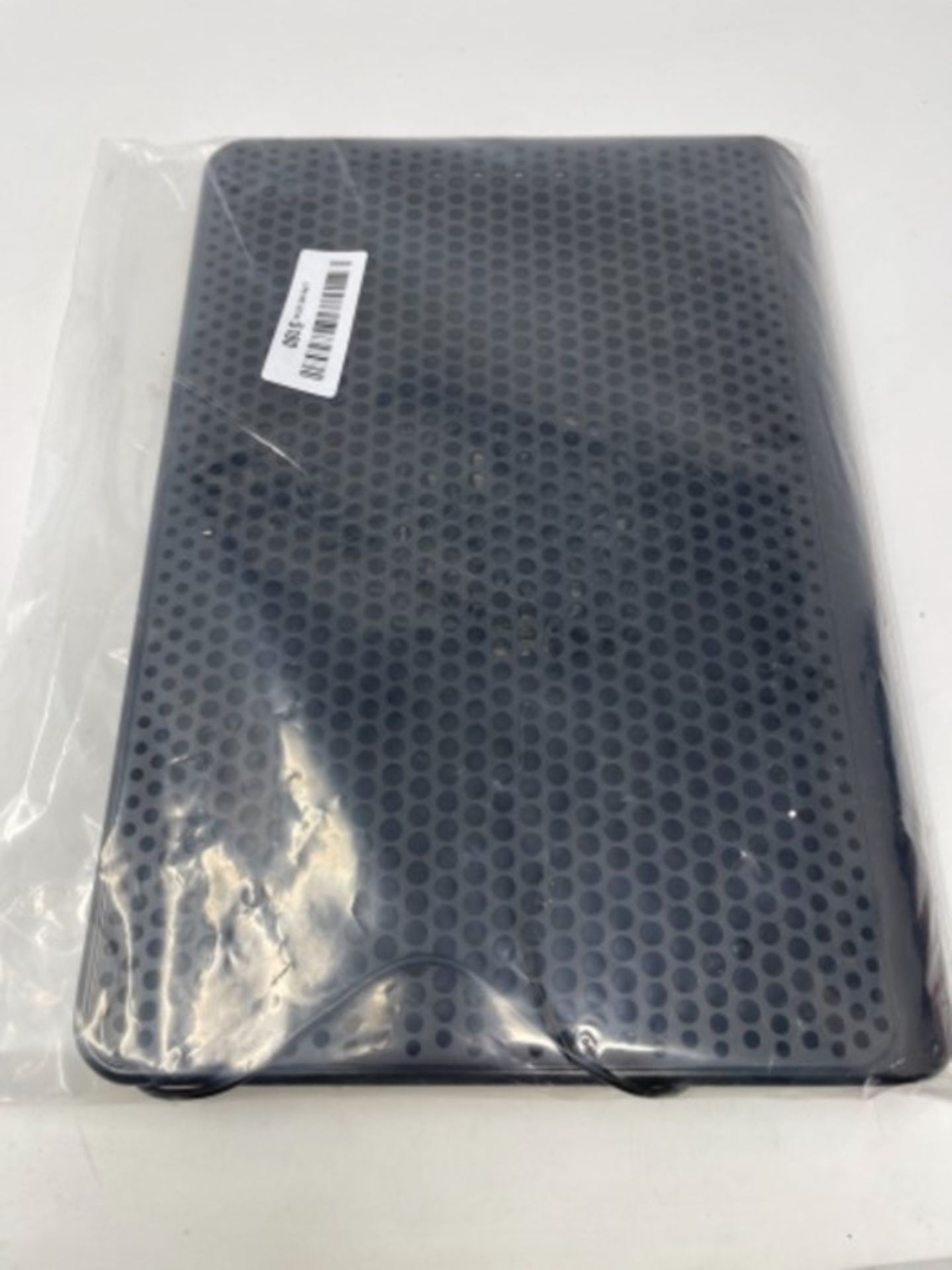 Targus Chill Mat Ultraslim Quiet and Portable Cooling Pad for Laptop, Black (AWE69EU) - Image 2 of 4