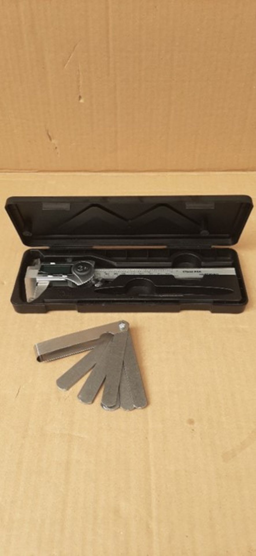 eSynic 150mm IP54 Waterproof Digital Vernier Caliper Stainless Steel Caliper 6 Inch Ve - Image 3 of 3