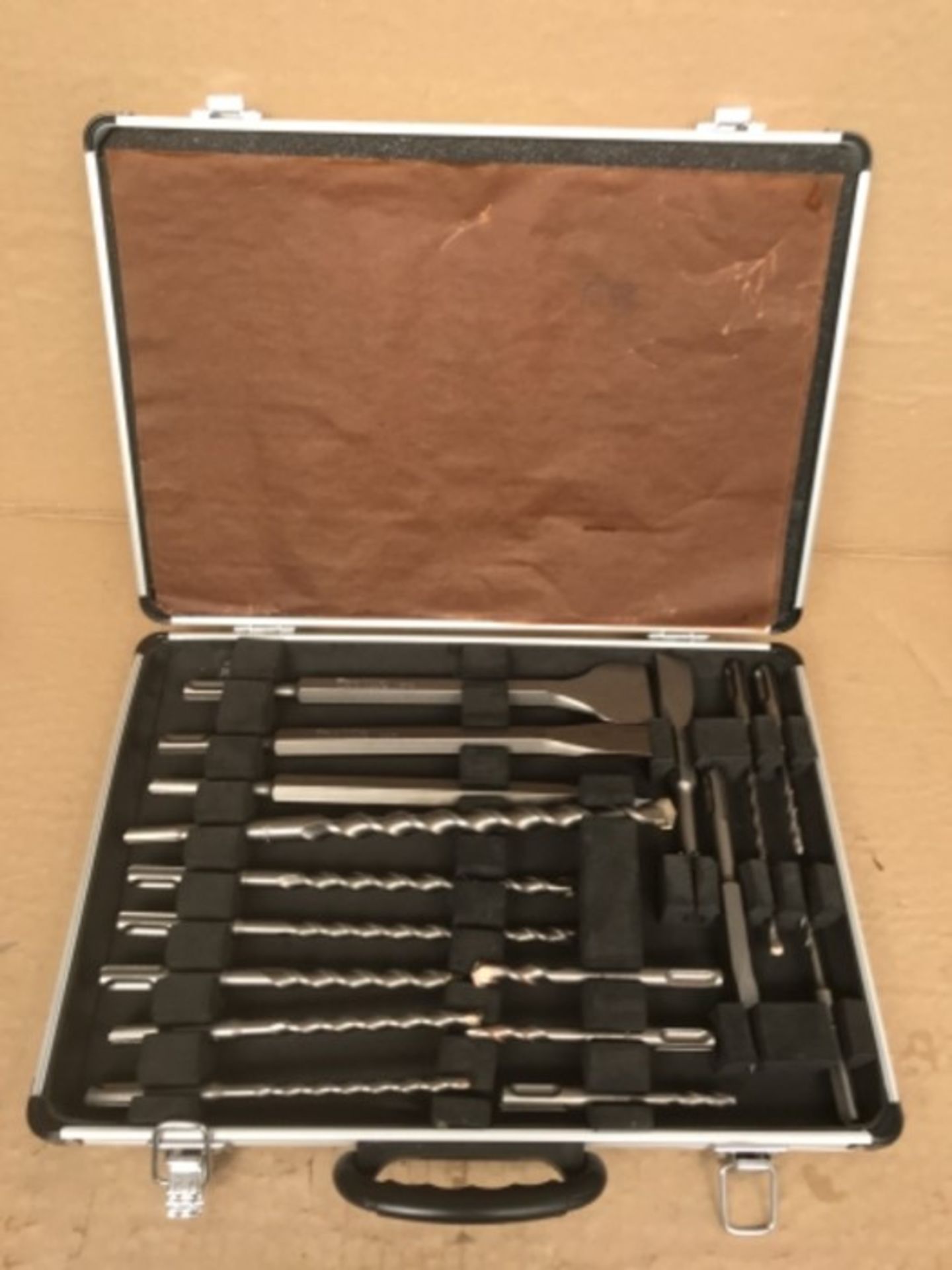 Makita D-21200 SDS Plus Drill and Chisel Set, 17 pc. - Image 2 of 2