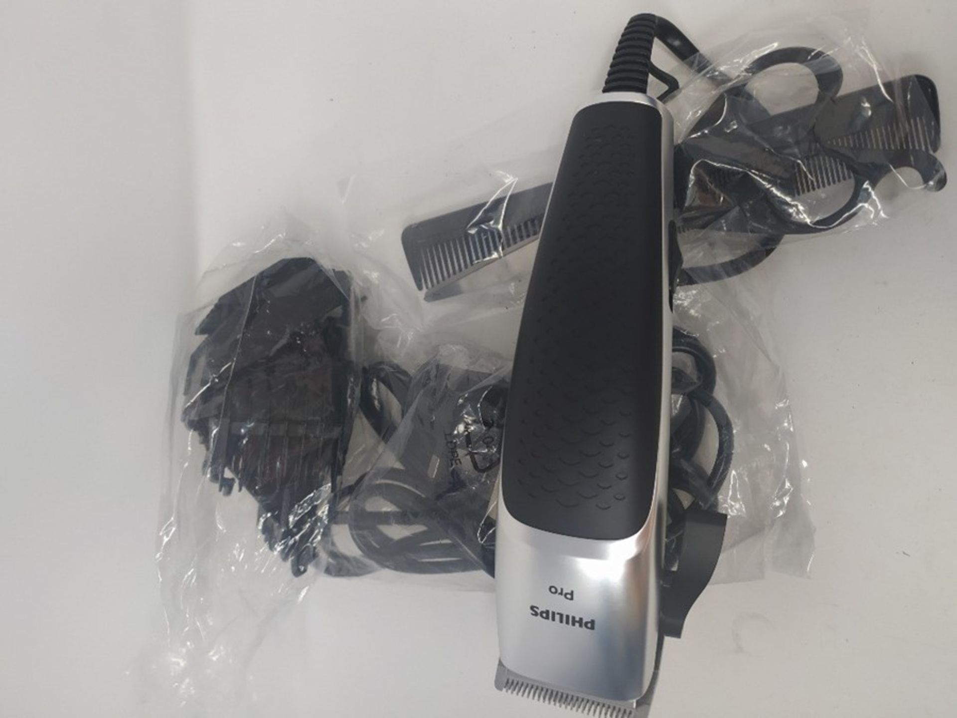 Philips Hair Clippers for Men, Series 5000 Professional Hair Clipper and Beard Trimmer - Image 2 of 2