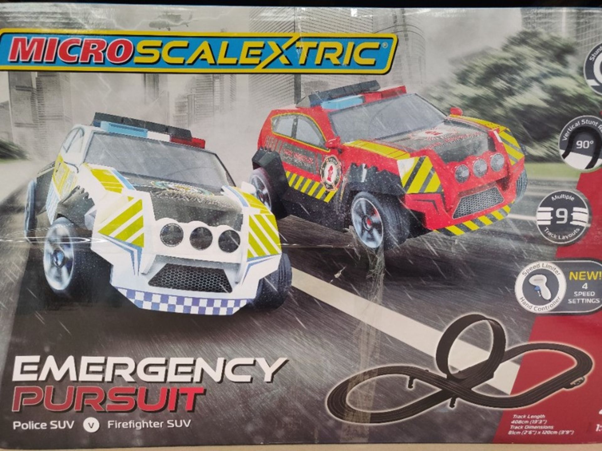 Micro Scalextric G1132 Emergency Pursuit Slot Car Racing, Black - Image 2 of 3