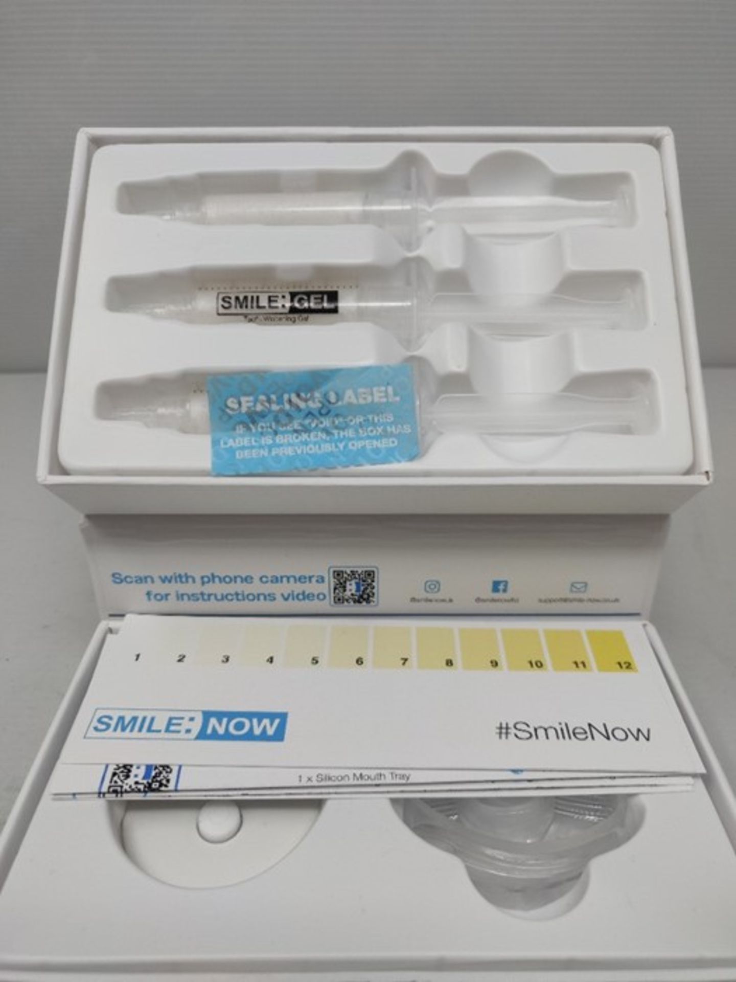Teeth Whitening Kit - Teeth Whitener Formulated by Dentists Made in Britain - 14 Day 2 - Image 2 of 2