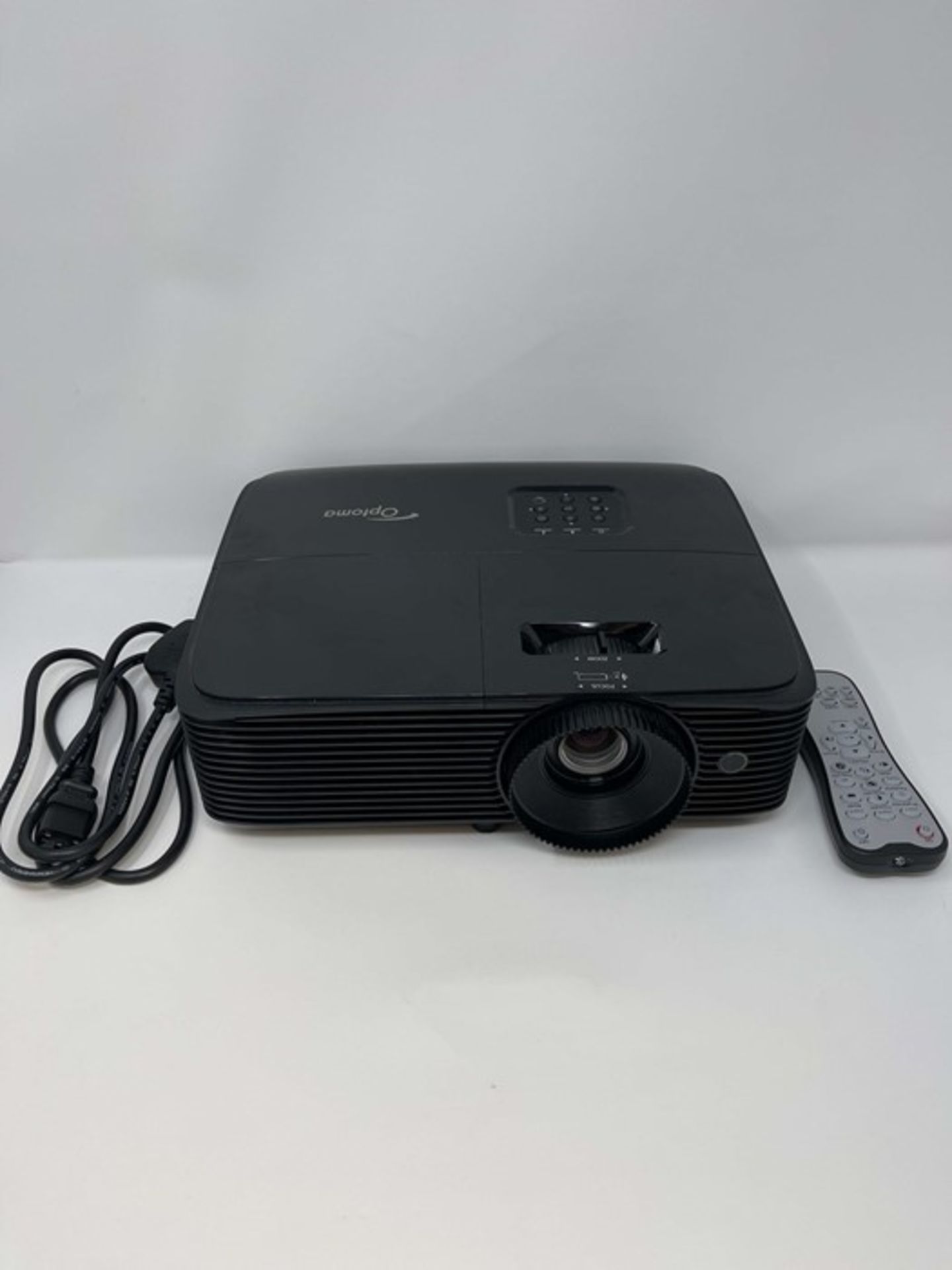 RRP £469.00 OPTOMA H143X PROJECTOR