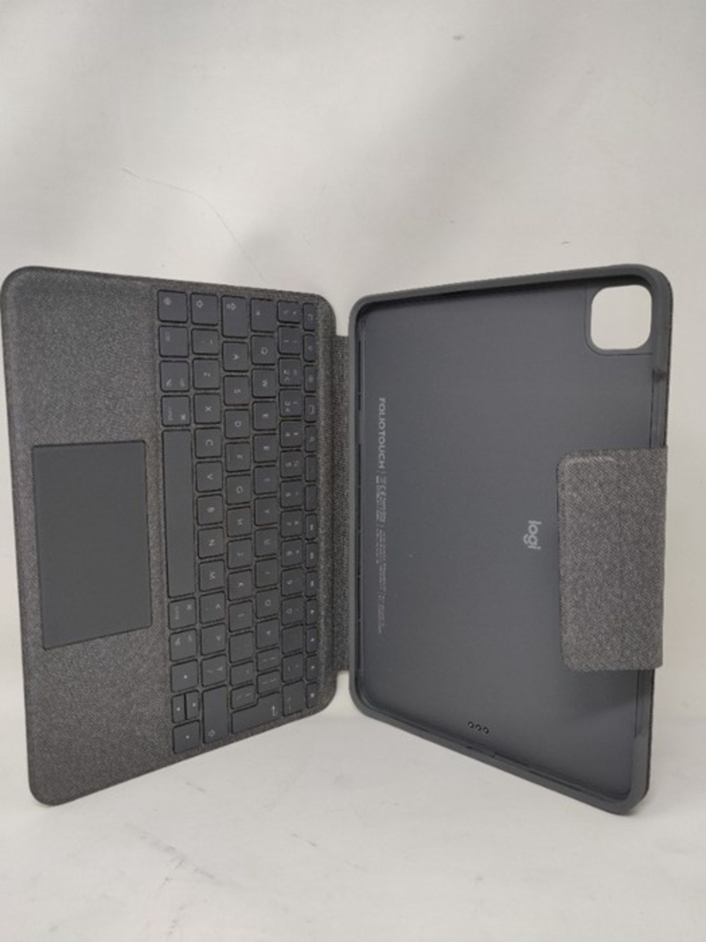 RRP £129.00 Logitech Folio Touch iPad Keyboard Case with Trackpad and Smart Connector for iPad Pro - Image 3 of 3