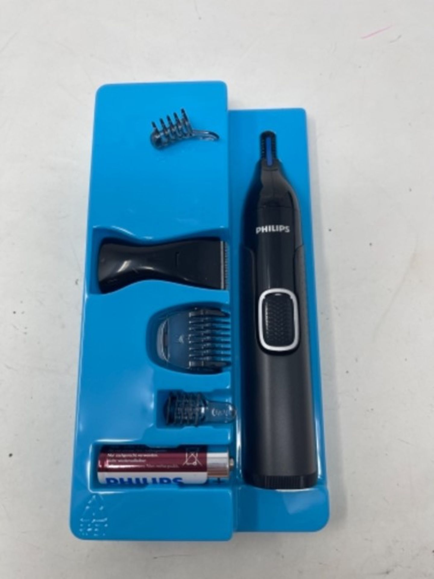 Philips Nose Hair Trimmer, Series 5000 Nose, Ear and Eyebrow Trimmer with Detail Trimm - Image 2 of 2