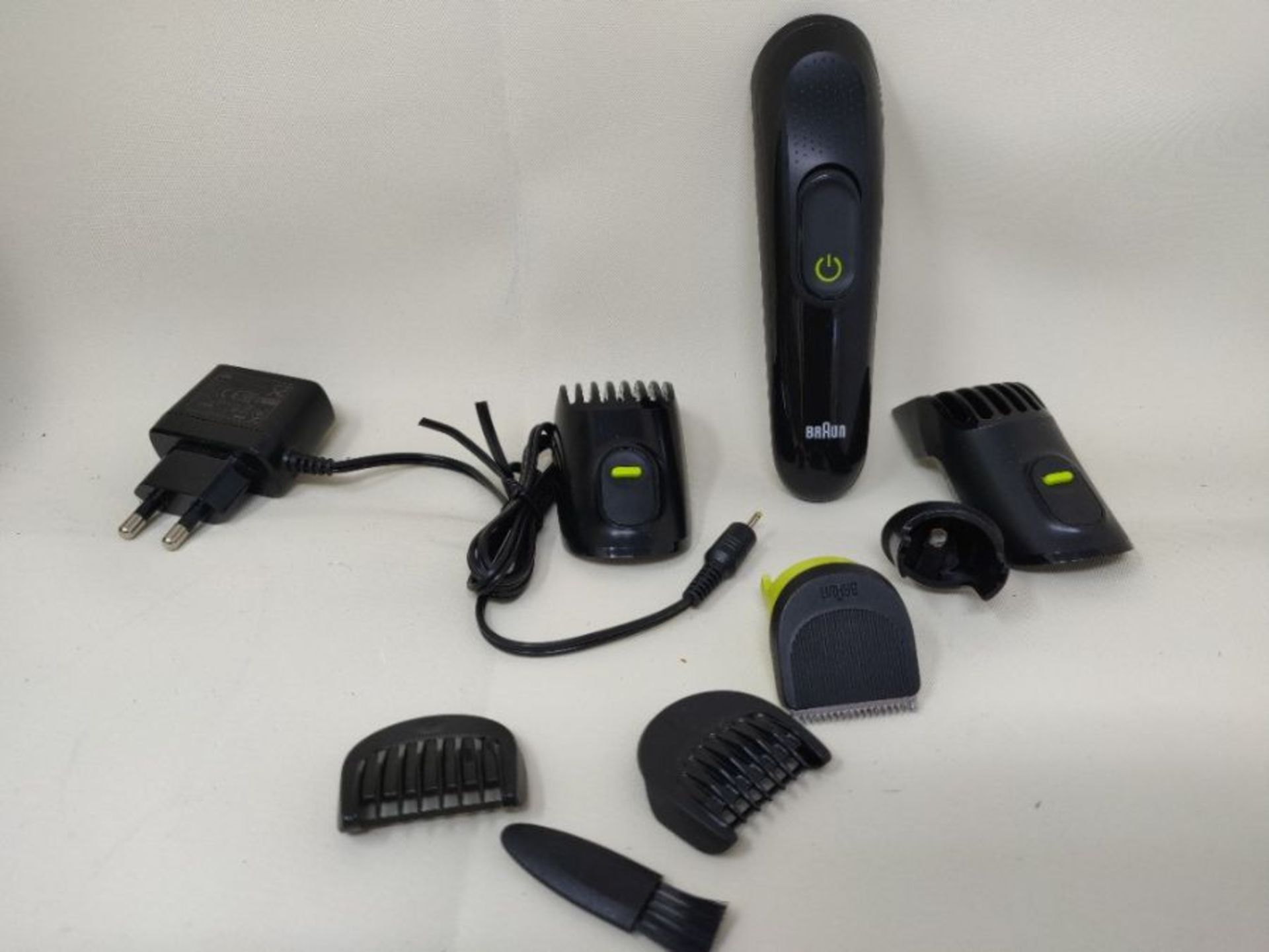 Braun 6-in-1 All-in-one Trimmer 3 MGK3221, Hair Clipper and Beard Trimmer with Lifetim - Image 3 of 3