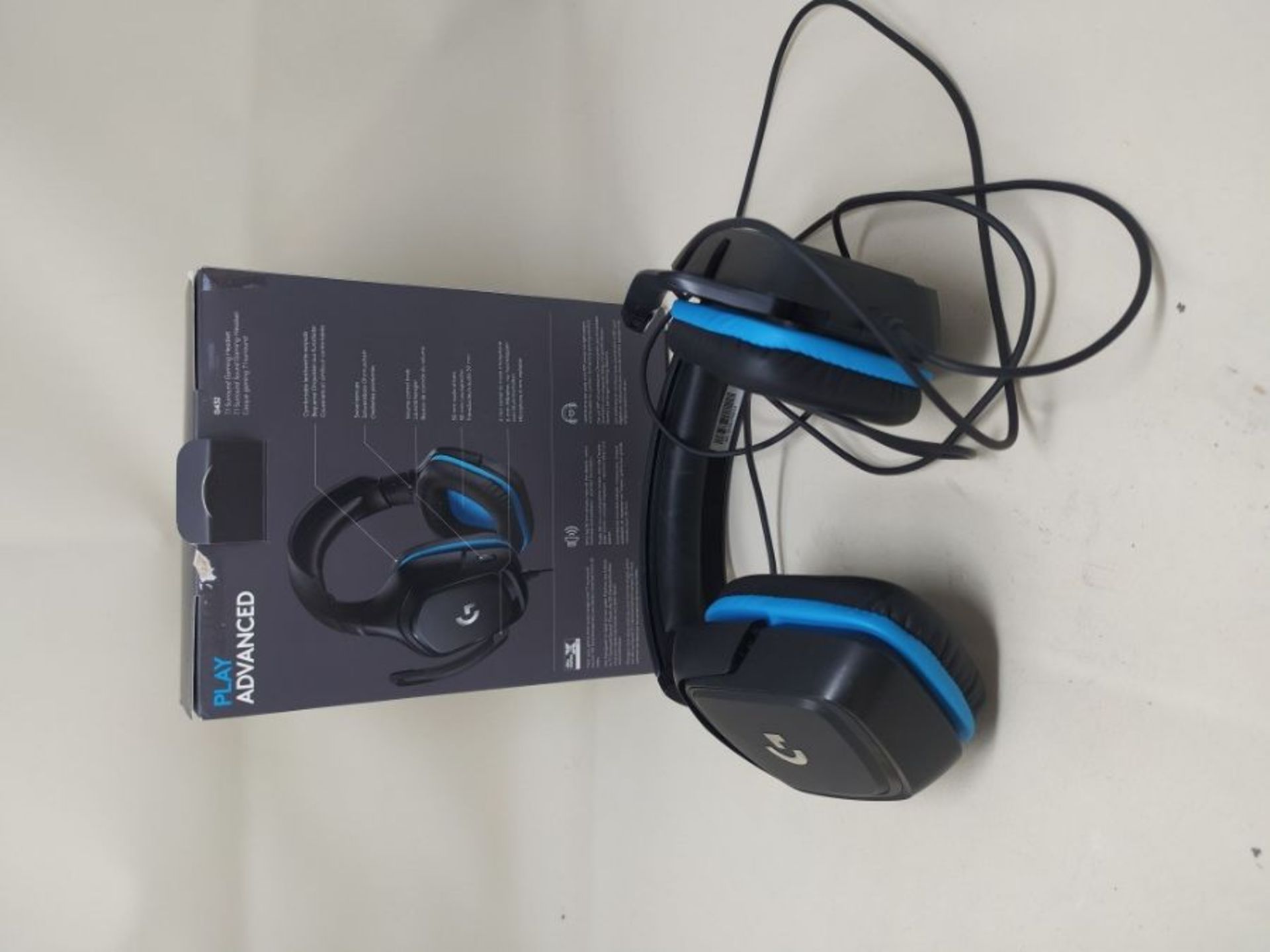 Logitech G432 Wired Gaming Headset, 7.1 Surround Sound, DTS Headphone:X 2.0, 50 mm Aud - Image 2 of 2