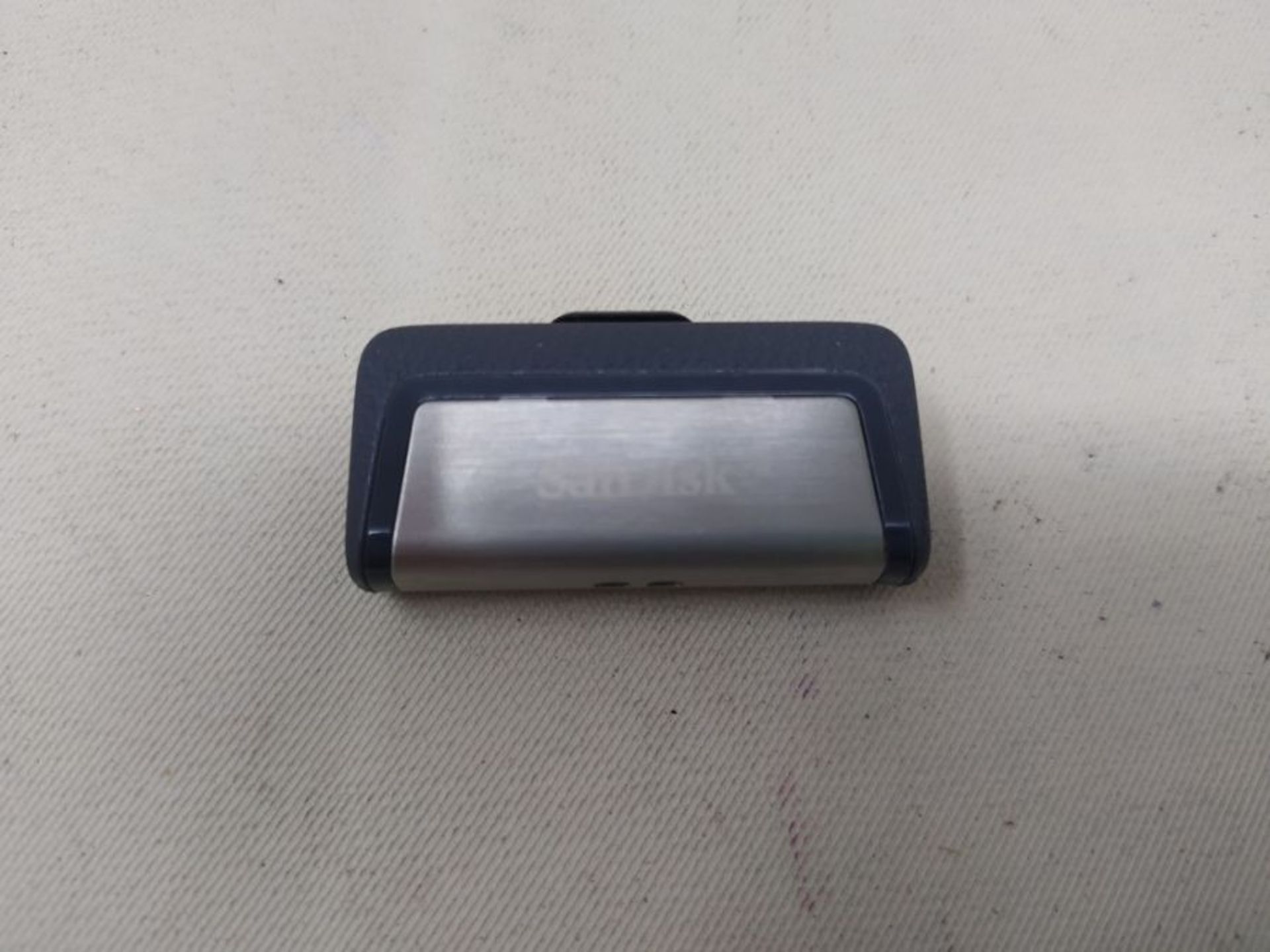 SanDisk Ultra 256 GB Dual USB Flash Drive USB 3.0 Type-C - Image 2 of 2