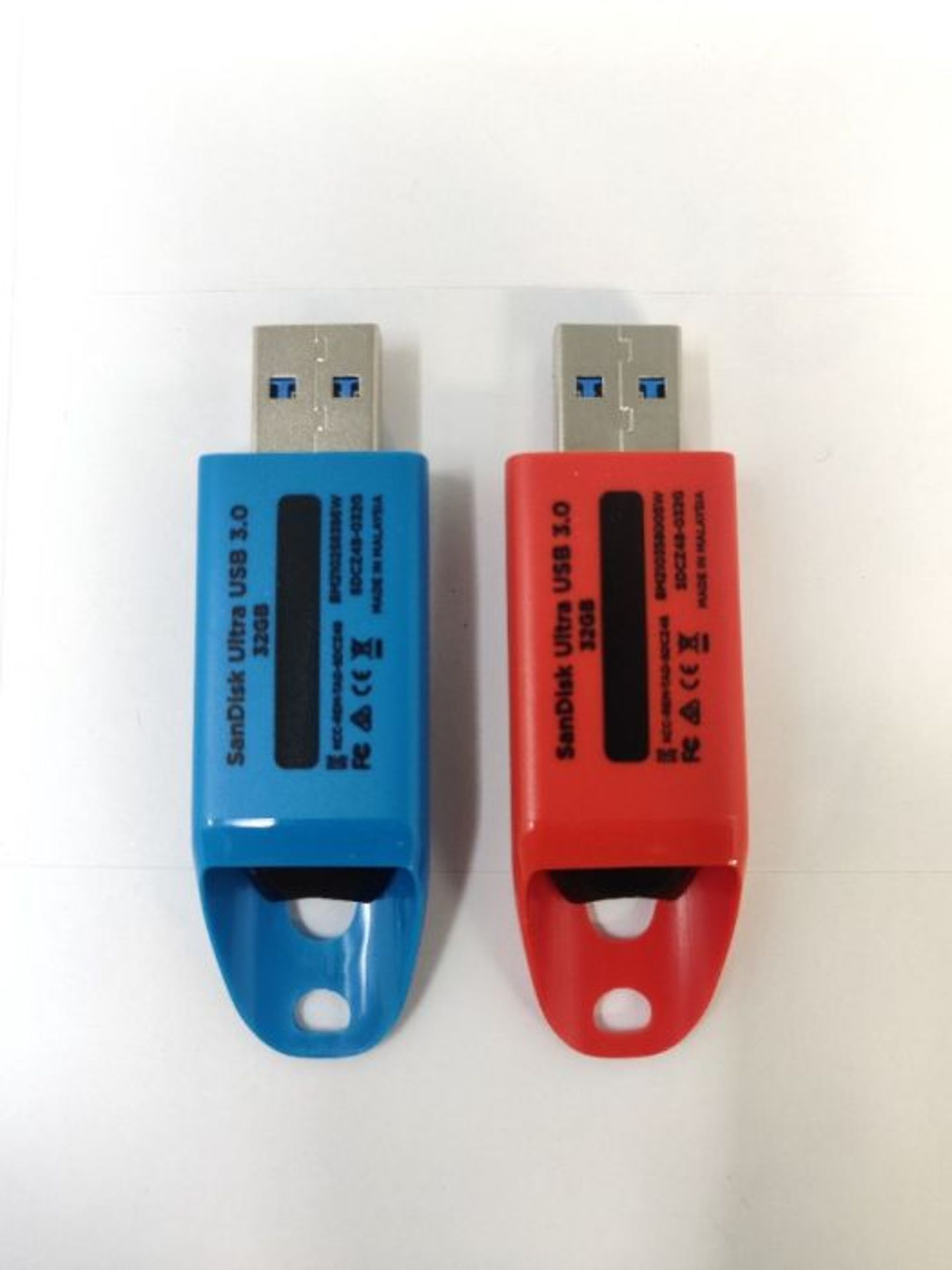 SanDisk Ultra 32 GB USB Flash Drive USB 3.0 Up to 130 MB/s Read - Twin Pack, Red/Blue - Image 2 of 3