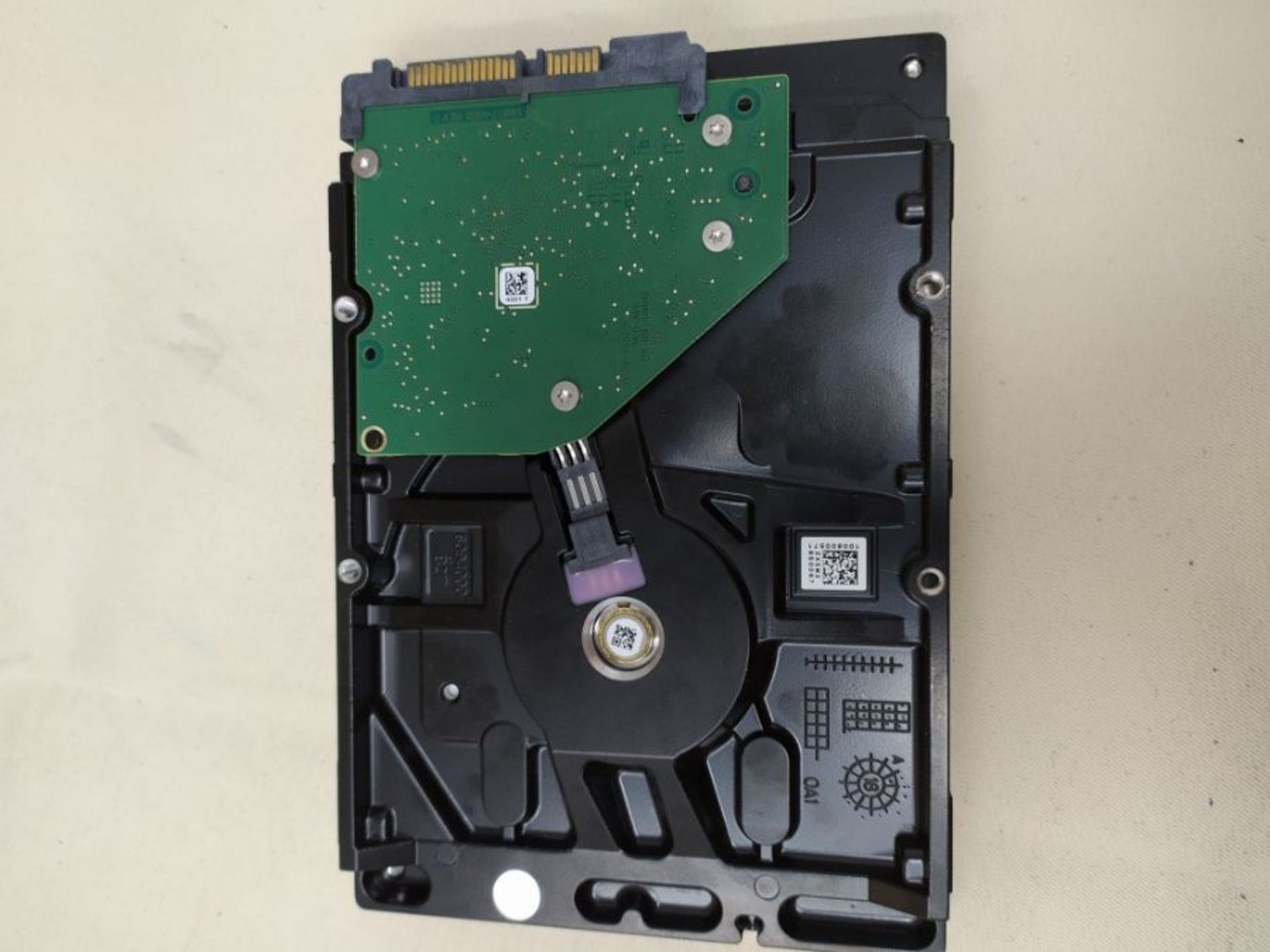 Seagate BarraCuda 1TB Internal Hard Drive HDD  3.5 Inch SATA 6 Gb/s 7200 RPM 64MB C - Bild 2 aus 3