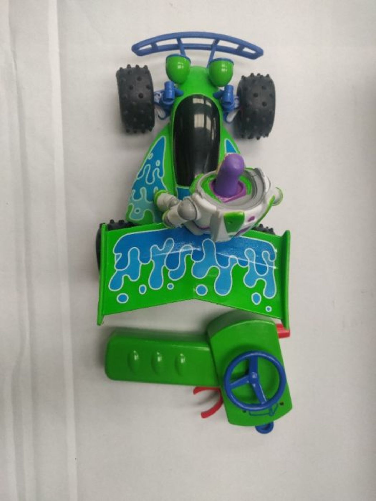 Toy Story 1:24 RC Buggy with Buzz - Image 3 of 3
