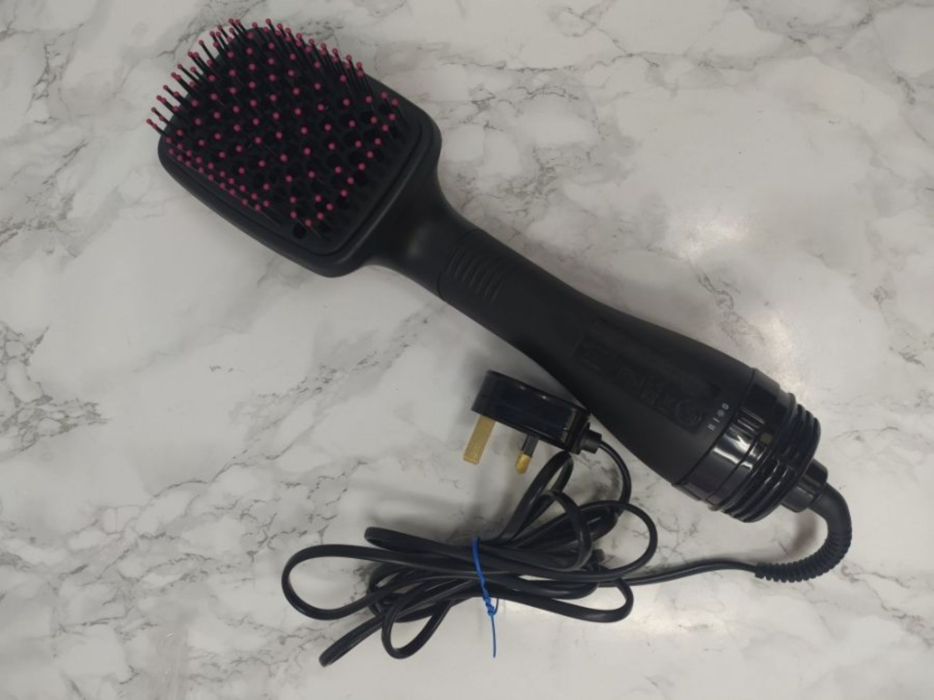 REVLON Pro Collection Salon One Step Hair Dryer and Styler - Image 3 of 3