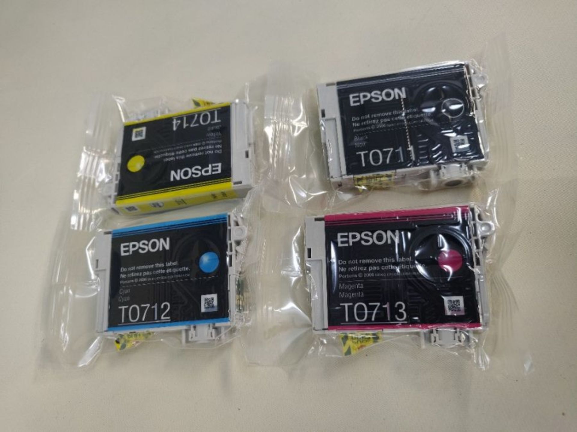Epson T0715 Cheetah Genuine Multipack, Eco-Friendly Packaging, 4-colours Ink Cartridge - Image 2 of 4