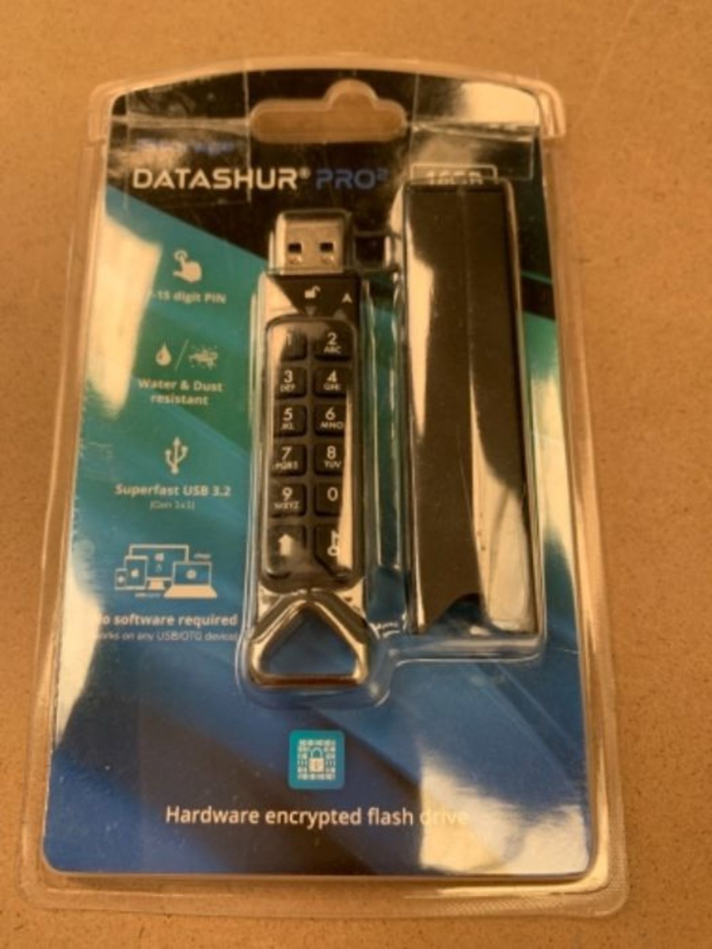 RRP £102.00 iStorage datAshur PRO² 16 GB Secure Flash Drive - FIPS 140-2 Level 3 Certified - Pass - Image 2 of 2