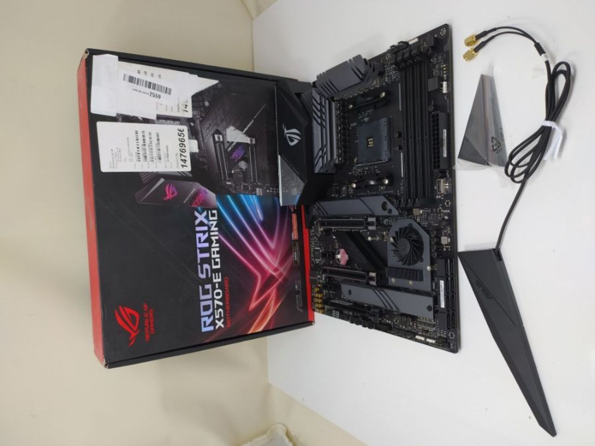 RRP £304.00 ASUS ROG Strix X570-E Gaming ATX Motherboard, AMD Socket AM4, Ryzen 3000, 16 Power Sta - Image 2 of 2