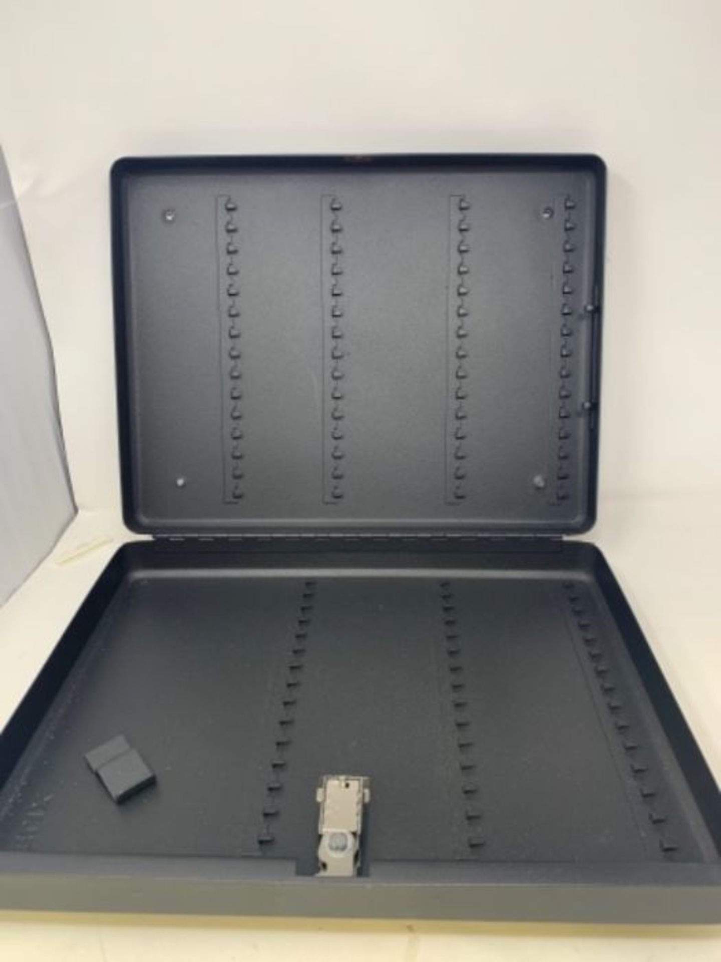 Helix Combination Lock Key Safe Cabinet (100 Key Capacity) - Image 2 of 2