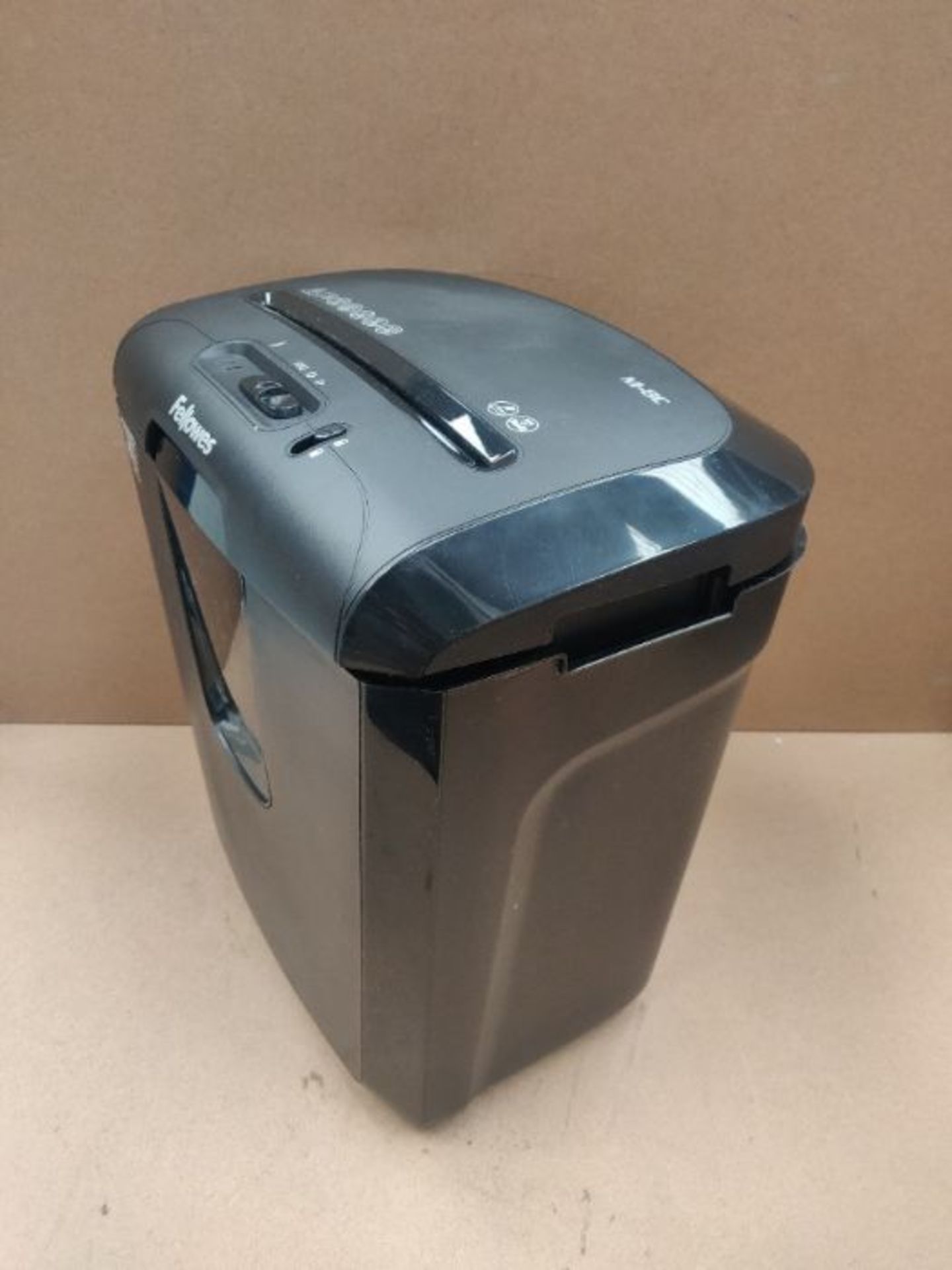 Fellowes Powershred M-8C 8 Sheet Cross Cut Personal Shredder with Safety Lock - Image 3 of 3