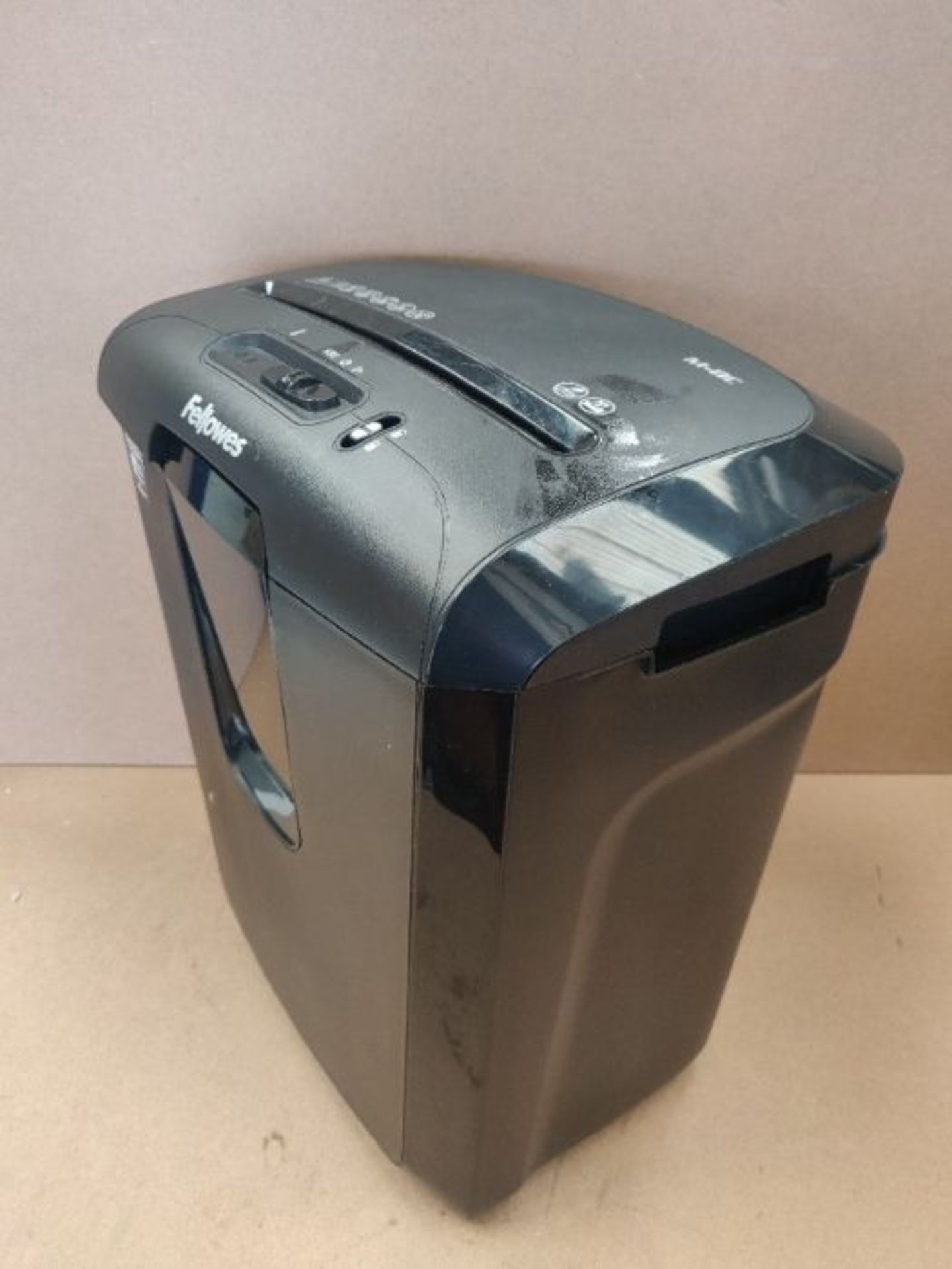 Fellowes Powershred M-8C 8 Sheet Cross Cut Personal Shredder with Safety Lock - Image 3 of 3