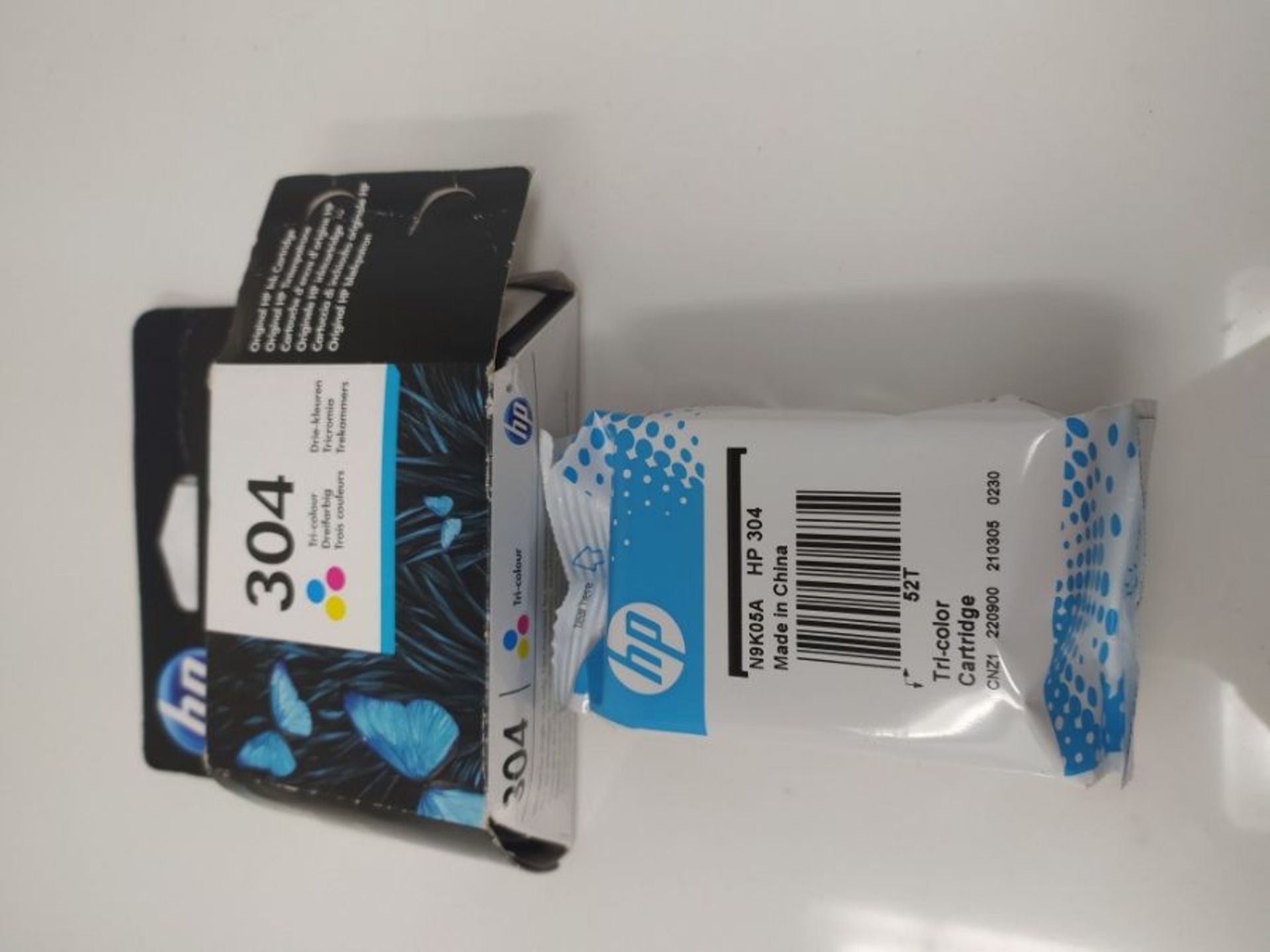 HP N9K05AE 304 Original Ink Cartridge, Tri-Color, Single Pack - Image 2 of 4