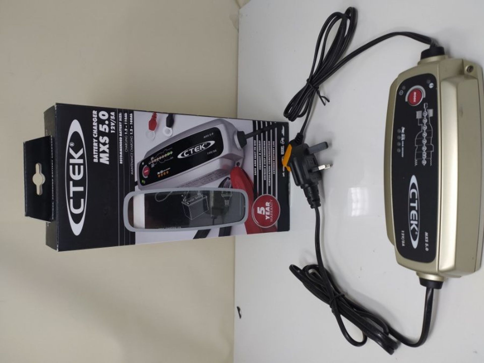 RRP £66.00 CTEK MXS 5.0 Battery Charger with Automatic Temperature Compensation - Image 2 of 2