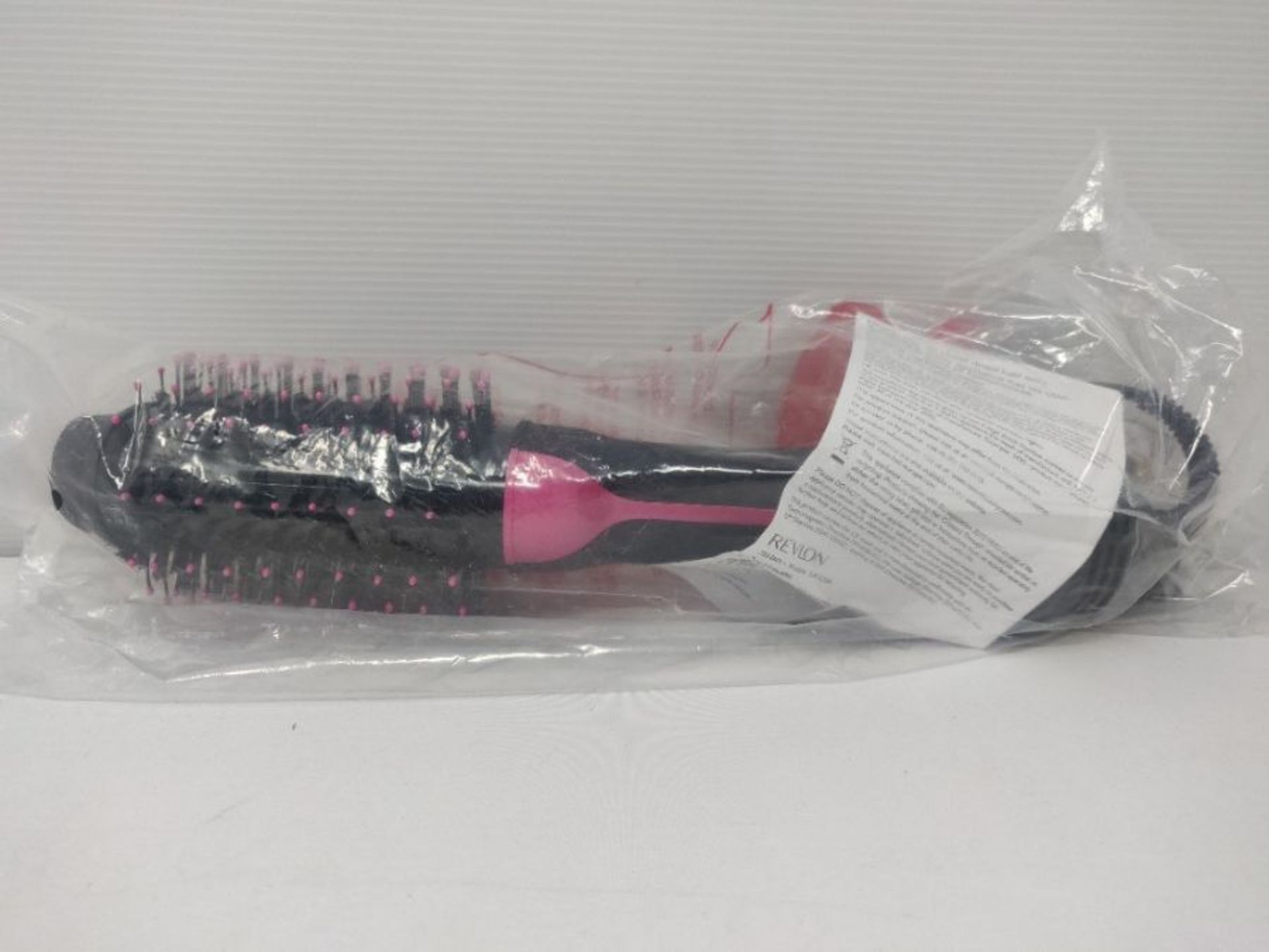 Revlon Salon One- Step Volumizer for mid to long hair (2-in-1 styling tool, dryer and - Image 2 of 3