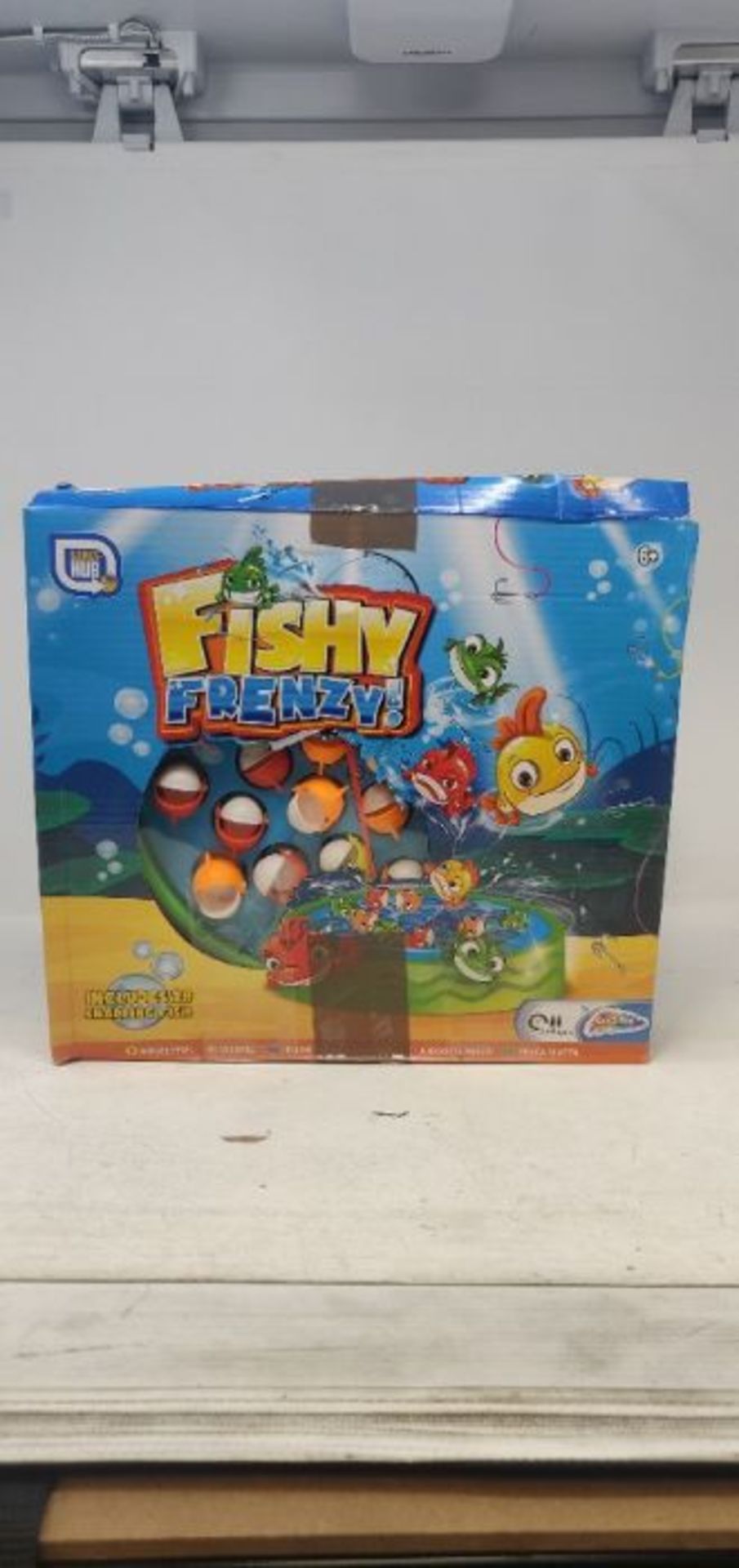 Quickdraw Fishy Frenzy Kids Fishing Game Hook & Catch The Fish Family - Image 2 of 3