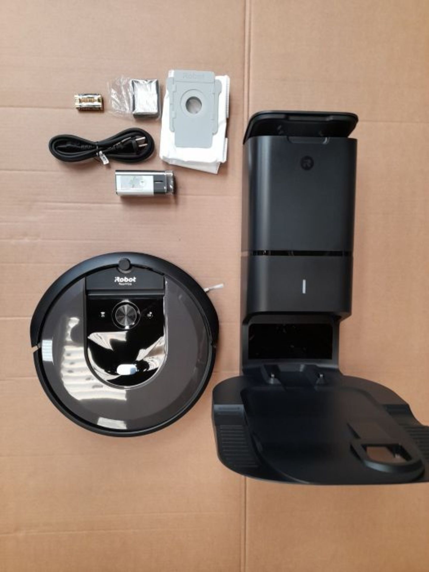 RRP £491.00 iRobot® Roomba® i7+ (i755640) connected Robot Vacuum - Automatic Dirt Disposal - Dua - Image 3 of 3