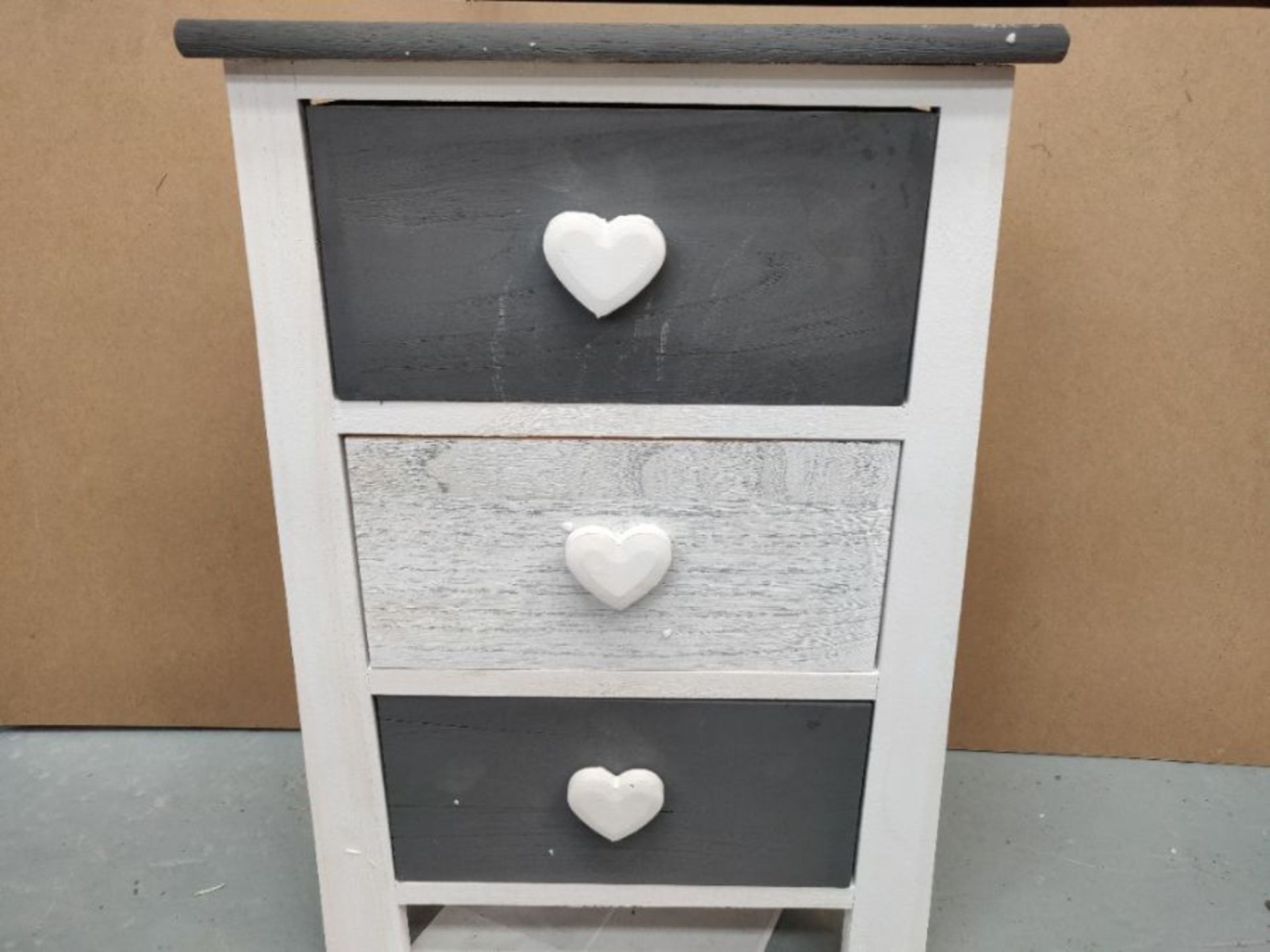 RRP £54.00 Rebecca Mobili Nightstand Bedside Table 3 Drawers 3 Heart Handles Wood White Grey Vint - Image 2 of 2