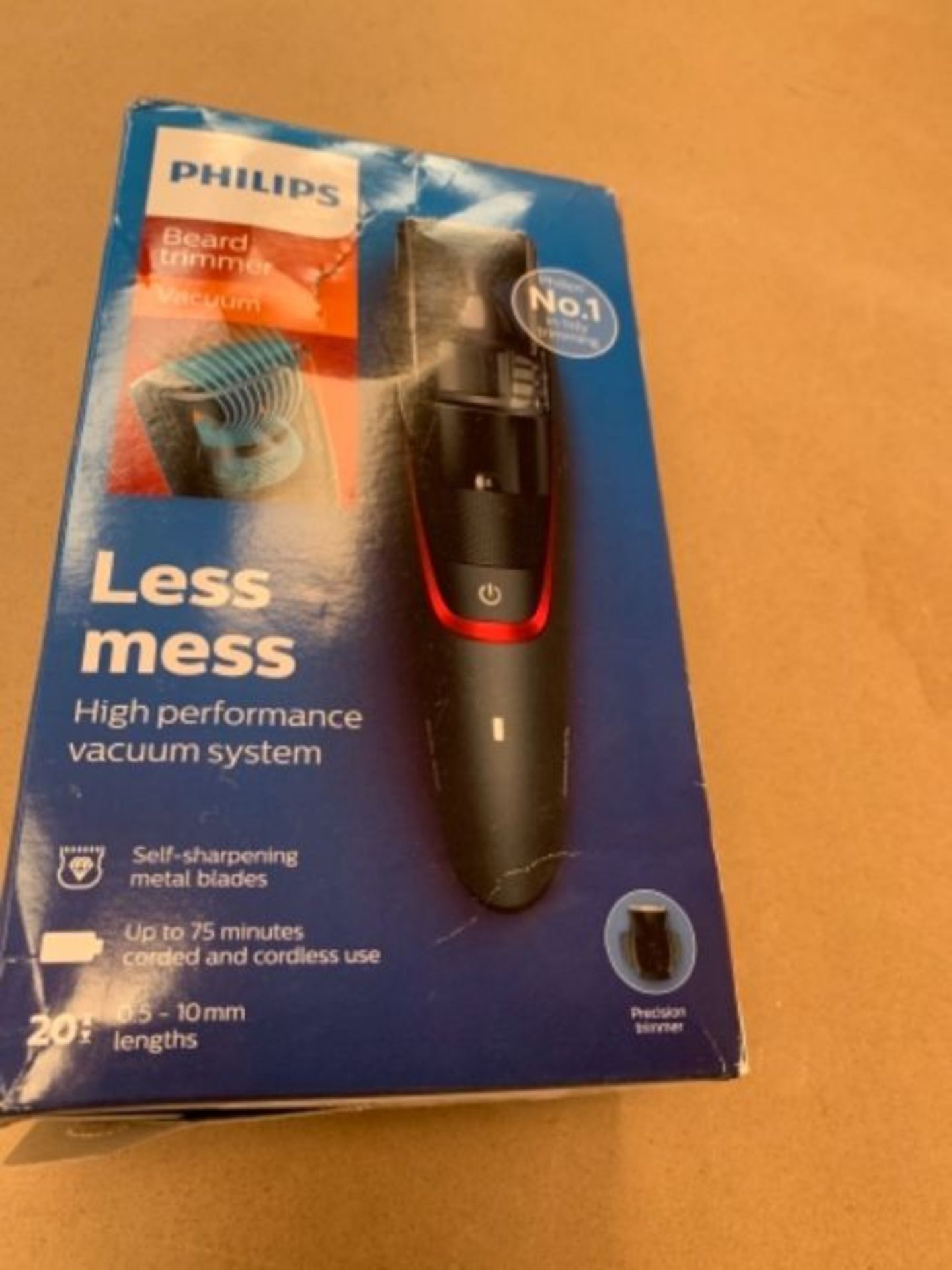 RRP £54.00 Philips Beard & Stubble Trimmer for Men, Series 7000, 20 Length Settings with Integrat - Image 2 of 3