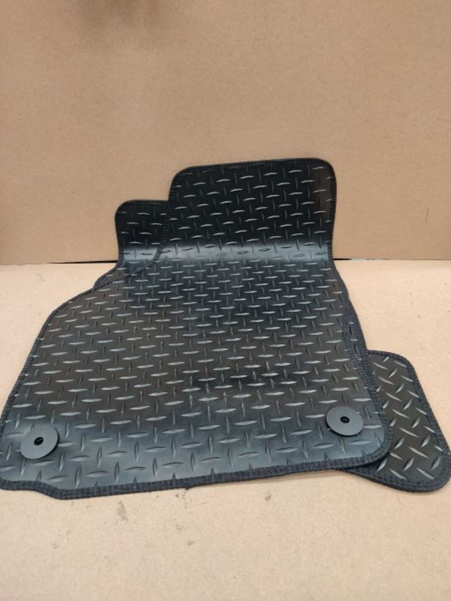 Carsio Tailored 4 Piece Rubber Car Mat Set 4 Round Clips TO FIT - Volkswagen Golf MK6 - Image 2 of 2