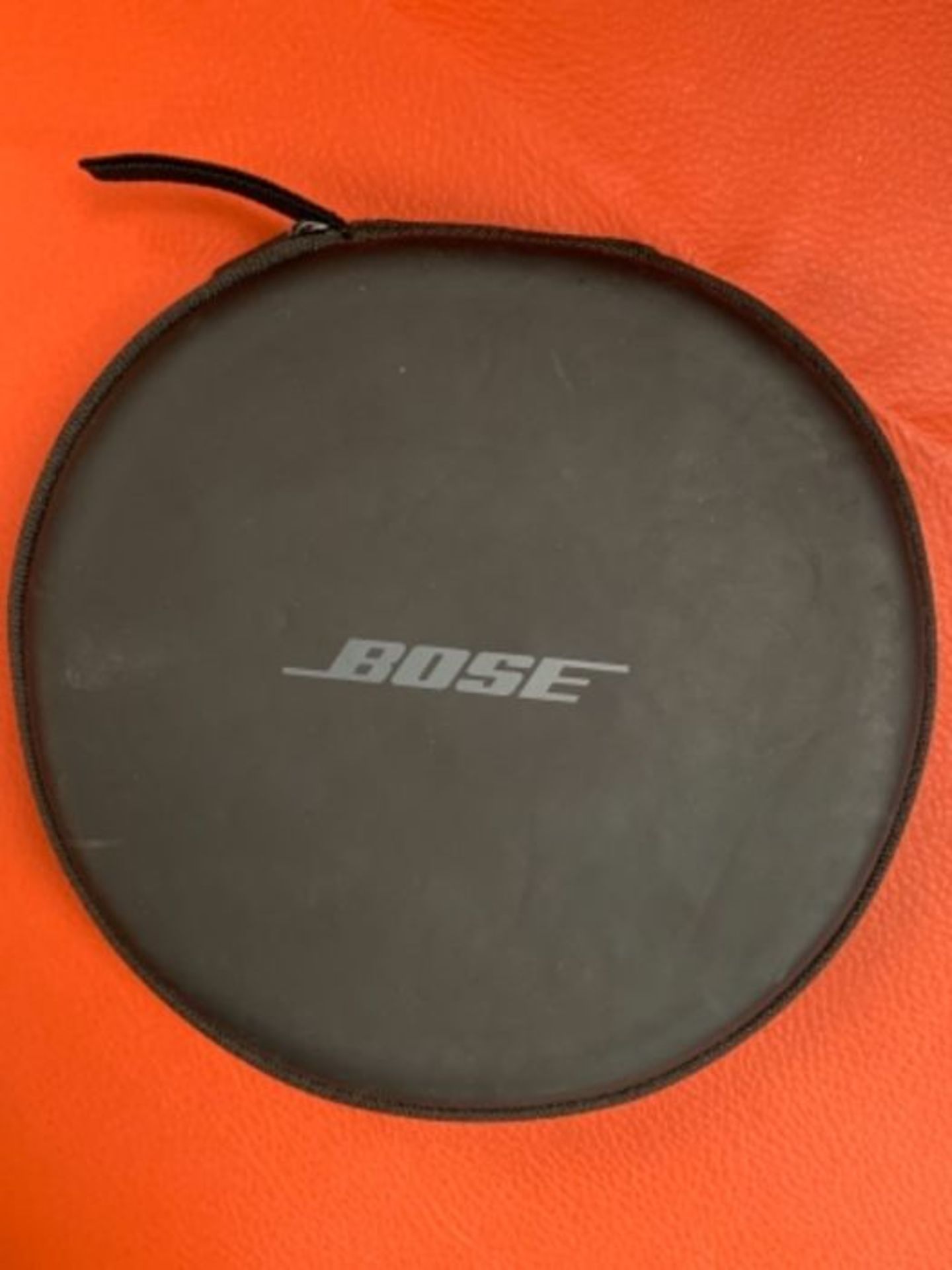 RRP £250.00 Bose QuietControl 30 Wireless In-Ear Headphones - Black - Image 2 of 3