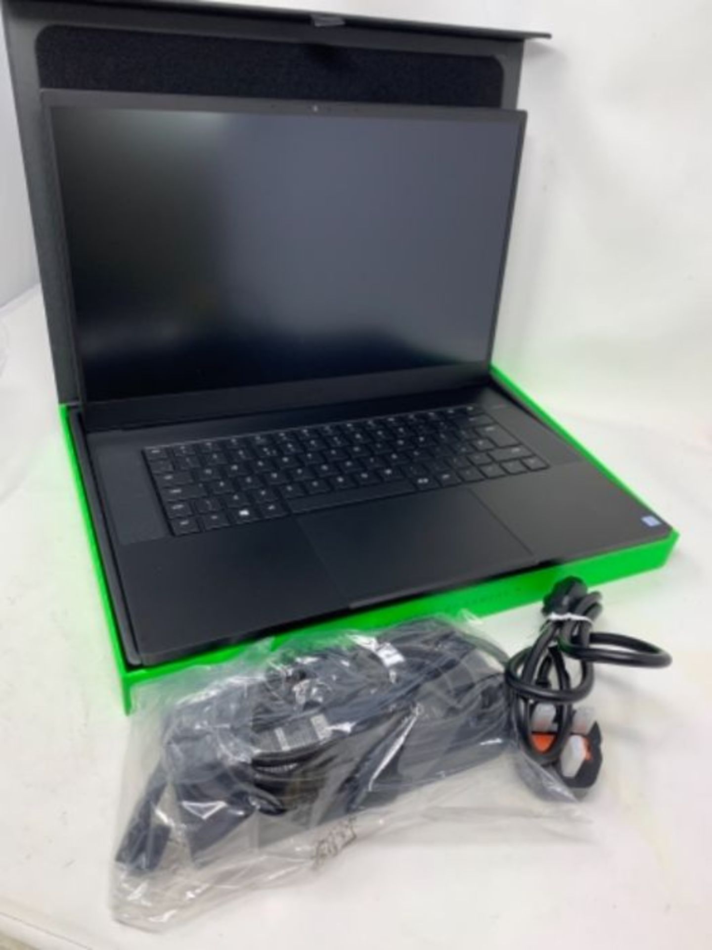 RRP £2359.00 AS NEW - Razer Blade 15 Advanced Model 2019 (15.6 Inch Full-HD Display) Gaming Noteboo - Image 2 of 3