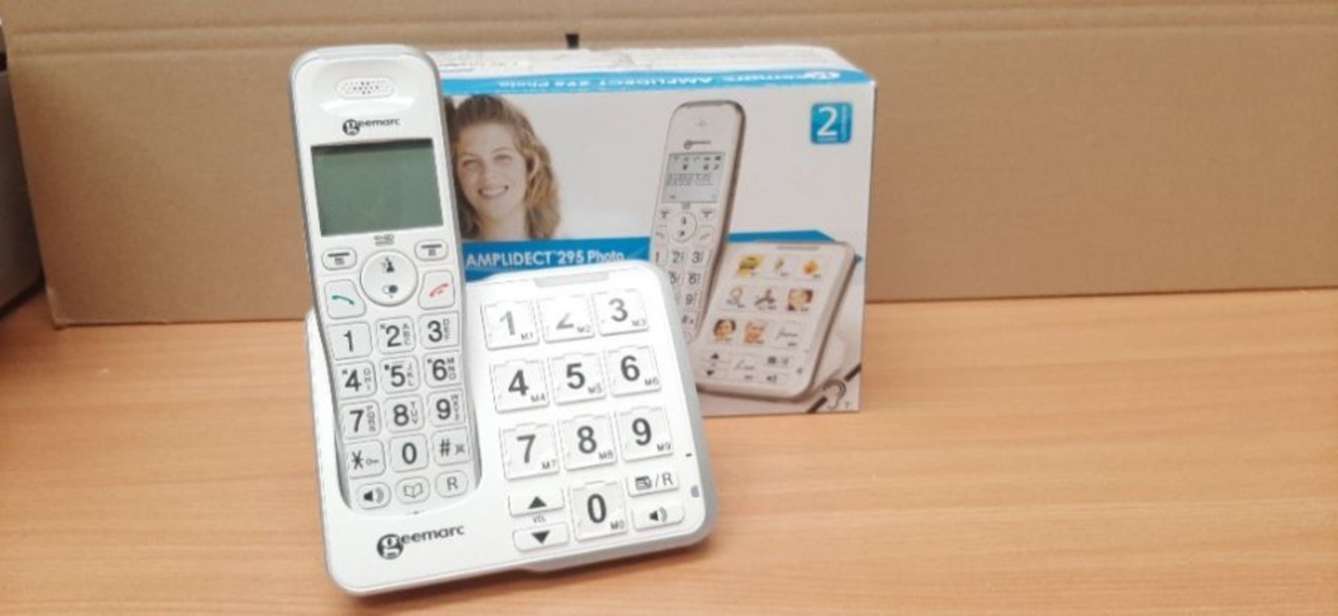 RRP £54.00 Geemarc Amplidect295 Photo- Amplified Cordless Telephone with Customizable Photo Memor - Image 2 of 2