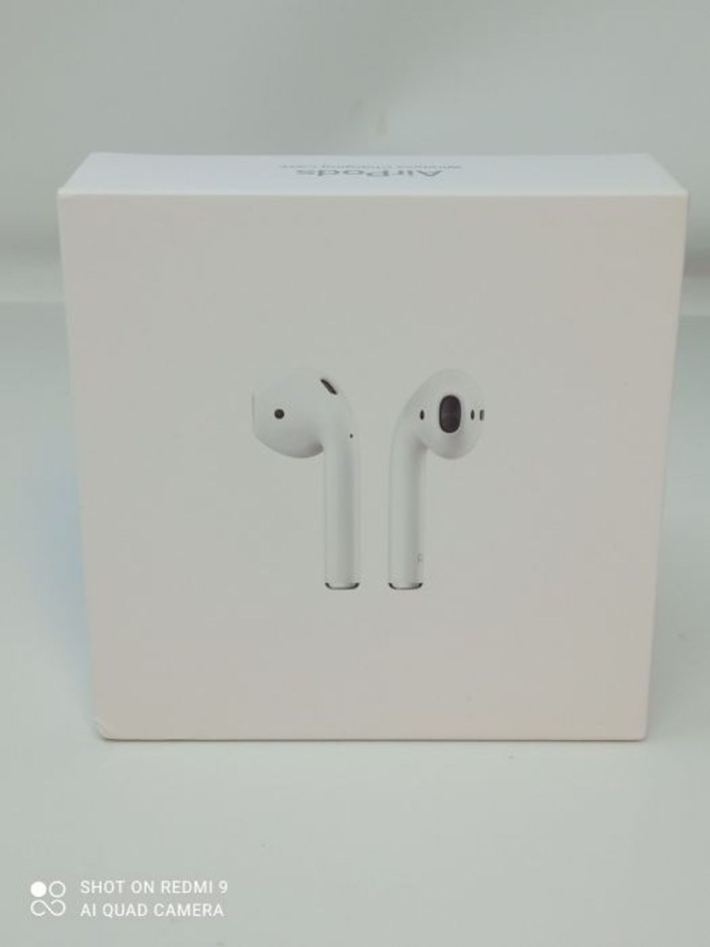 RRP £199.00 Apple AirPods with Wireless Charging Case - Image 3 of 3