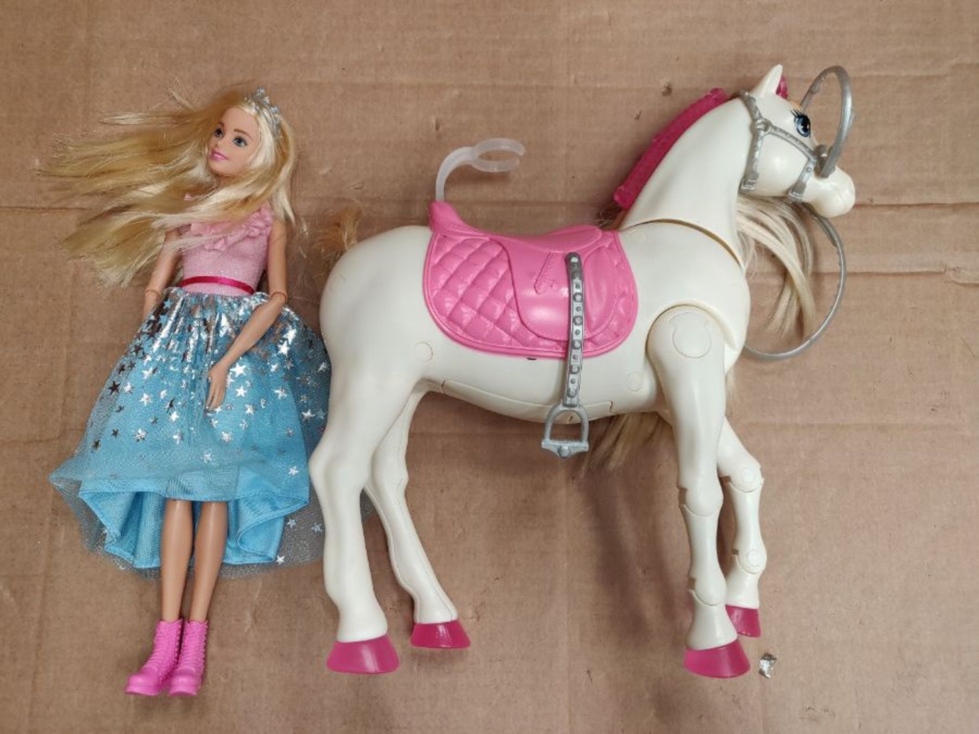 Barbie GML79 Modern Princess Prance & Shimmer Horse - Image 3 of 3