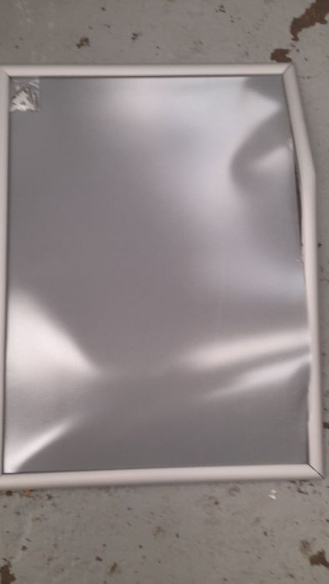 Opus 2 Snap Frame B2 (50 x 70 cm), 25 mm Aluminium Anodised Construction and Anti-Glar - Image 2 of 2