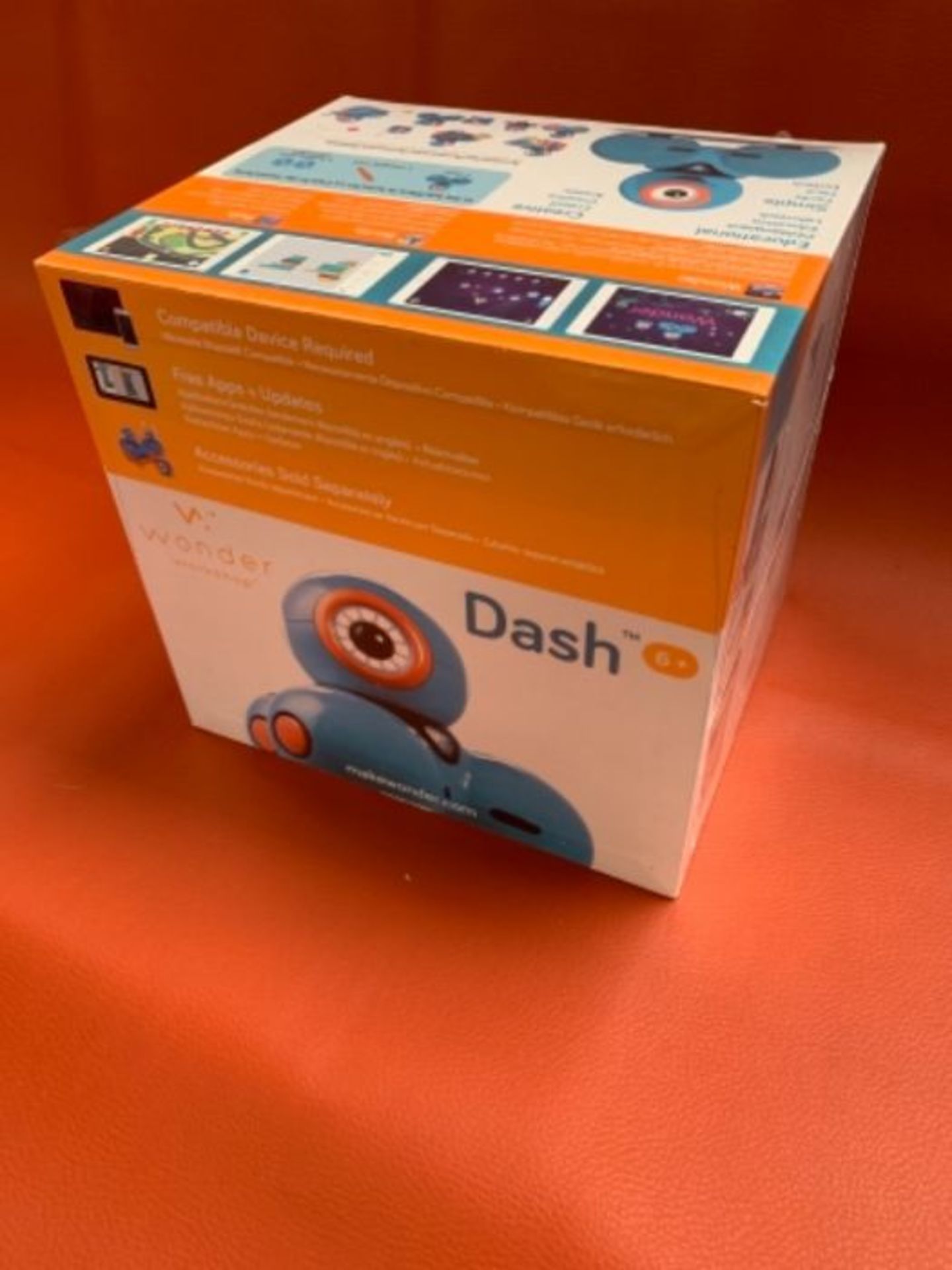 RRP £180.00 New sealed Wonder Workshop Dash Robot - Coding Toy for Kids - Image 2 of 2