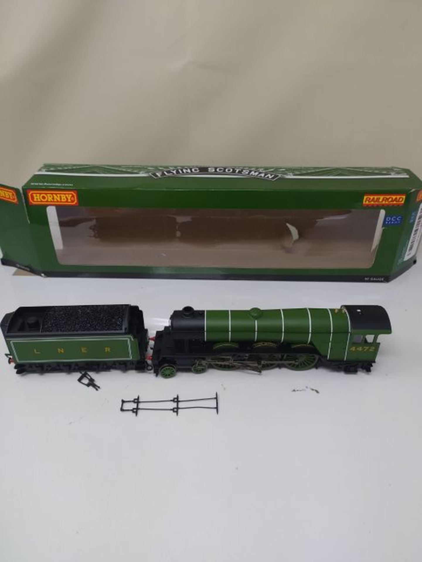 RRP £88.00 Hornby R3086 RailRoad LNER 4-6-2 'Flying Scotsman' Class A3 00 Gauge Steam Locomotive - Image 2 of 2