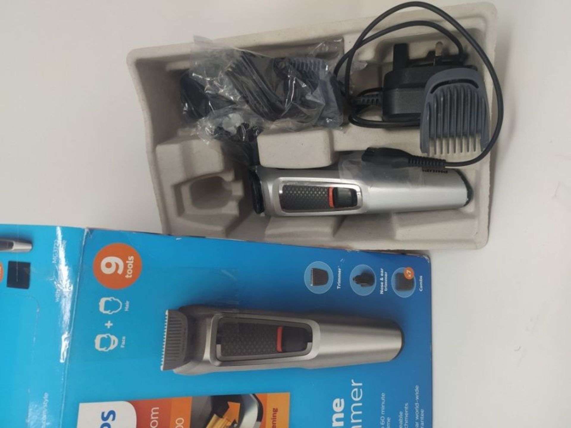 Philips 9-in-1 All-In-One Trimmer, Series 3000 Grooming Kit, Beard Trimmer and Hair Cl - Image 2 of 2