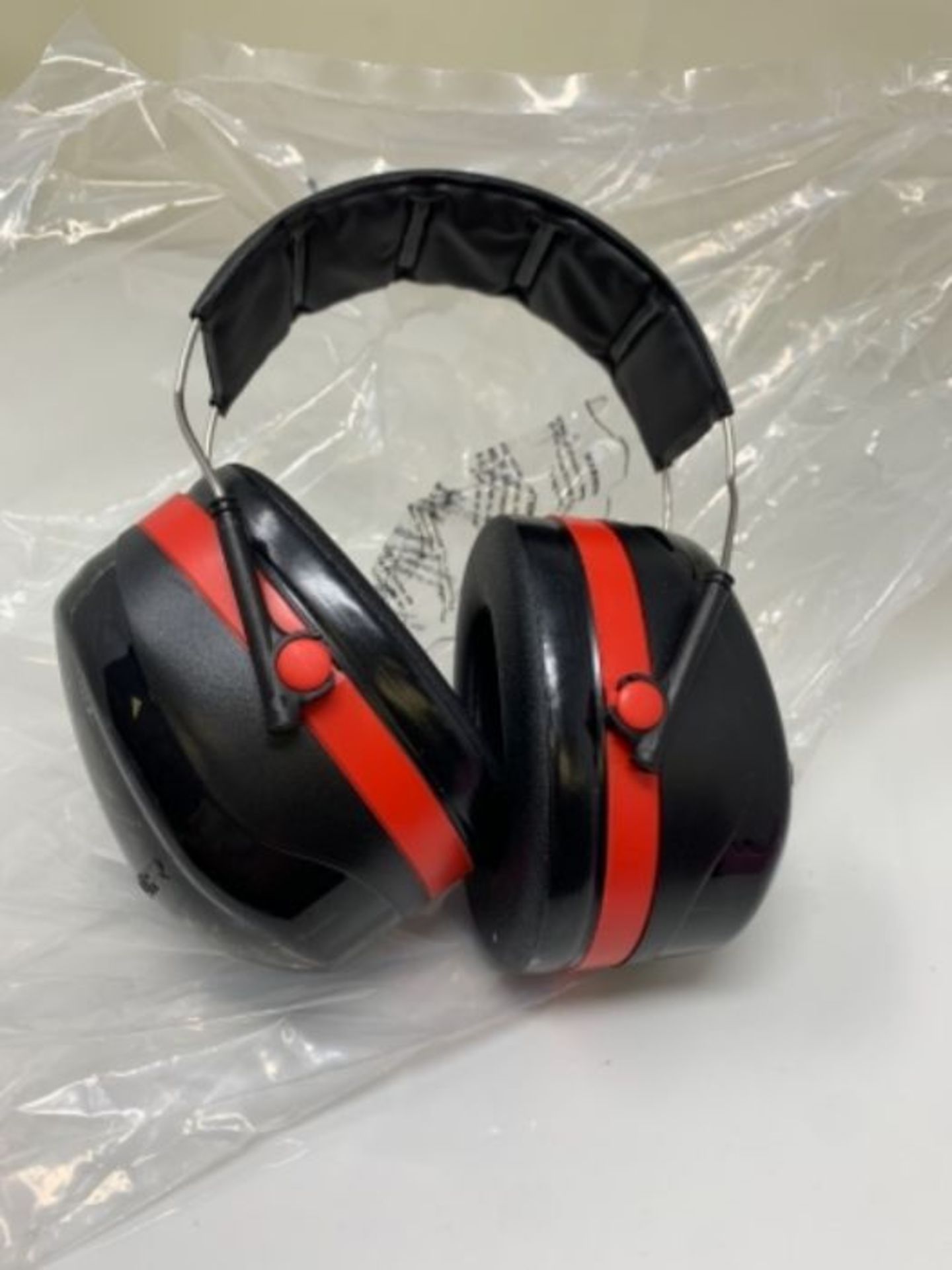 3M Peltor Optime III Earmuffs with Headband, 35 dB, Black/Red  Protection against h - Image 2 of 2