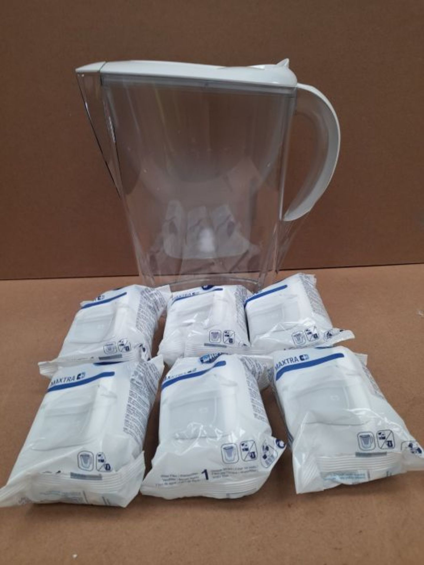 BRITA Marella Fridge water filter jug for reduction of chlorine, limescale and impuiti - Image 3 of 3