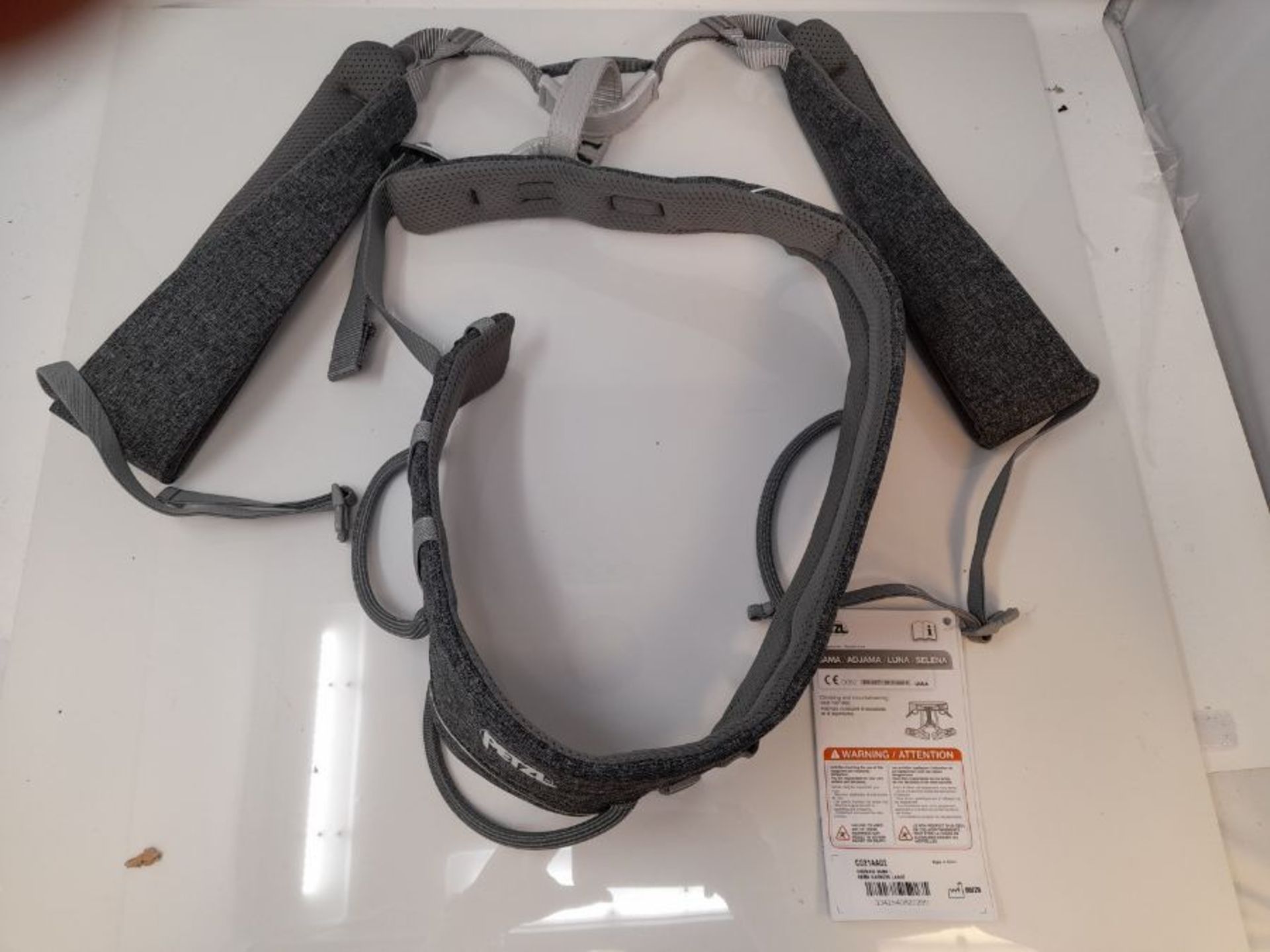 RRP £60.00 PETZL Sama Climbing Harness SIZE L