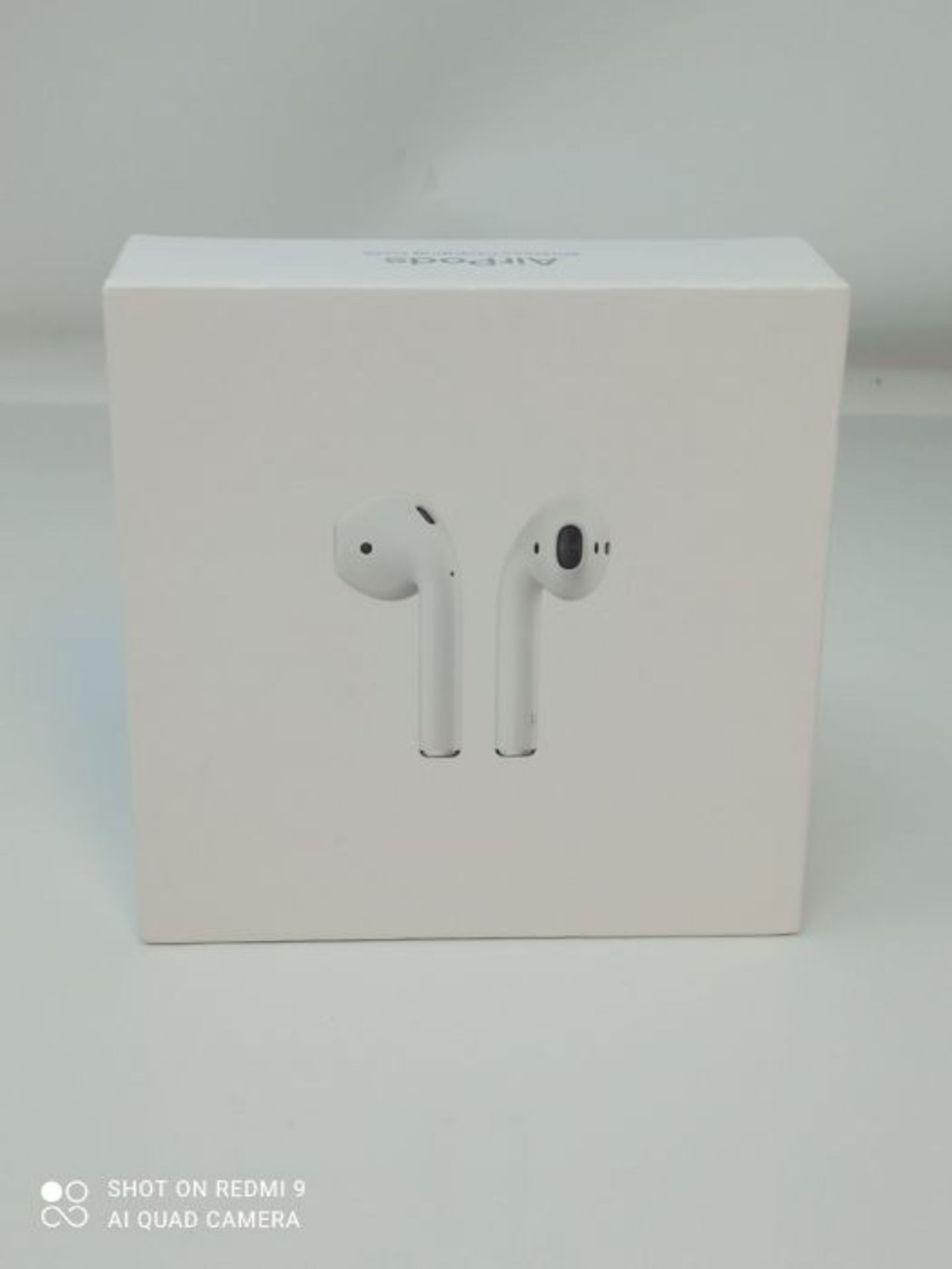 RRP £199.00 Apple AirPods with Wireless Charging Case - Image 3 of 3