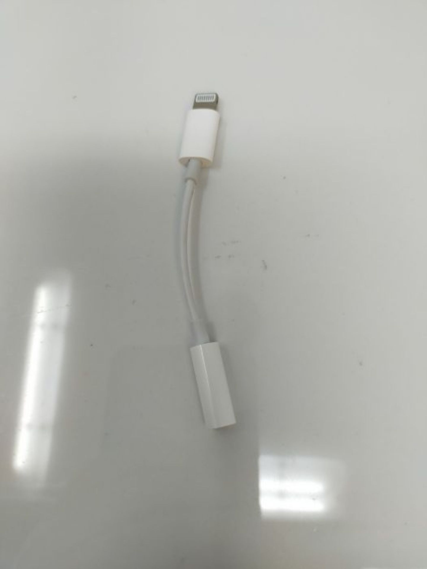 Tec-Digi Lightning to 3.5 mm Headphone Jack Adapter Compatible with all iPhones includ - Image 2 of 2